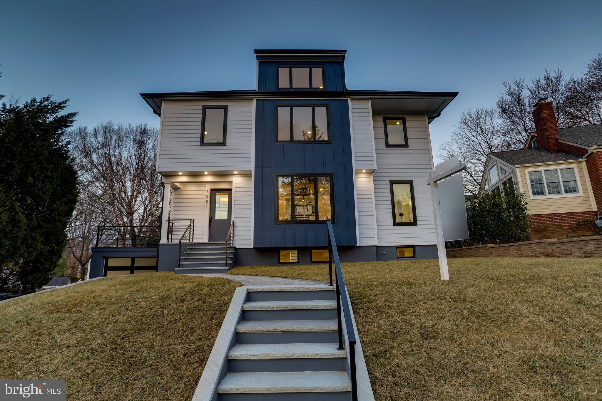 MADISON MANOR - Residential