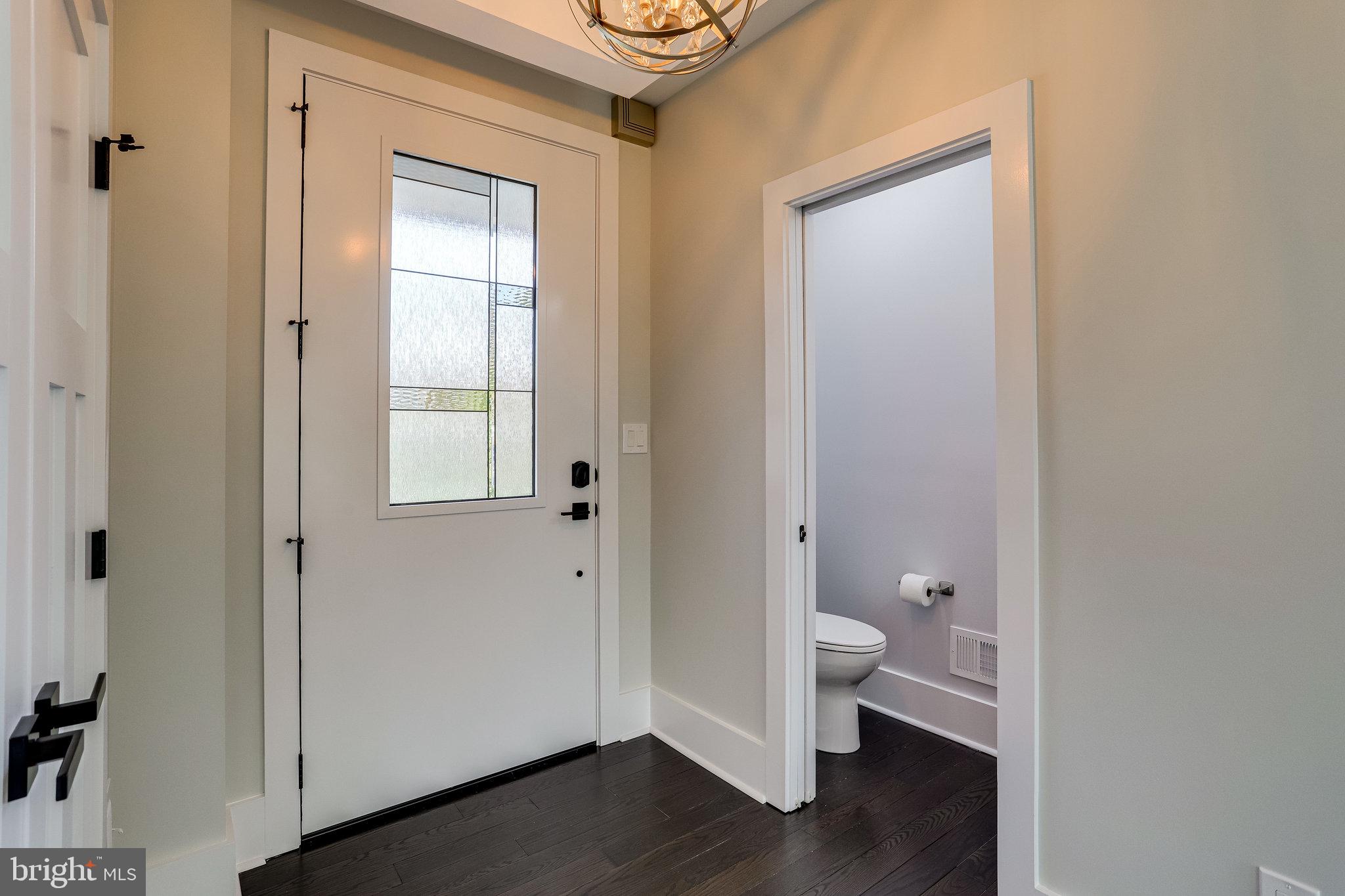 MADISON MANOR - Residential