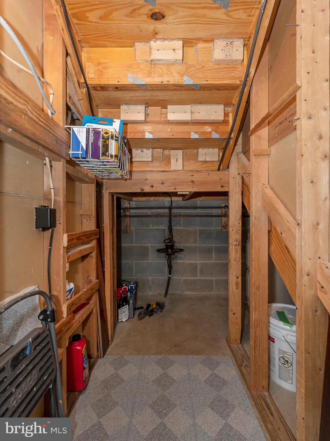 THOMAS CHOICE WEST - Residential