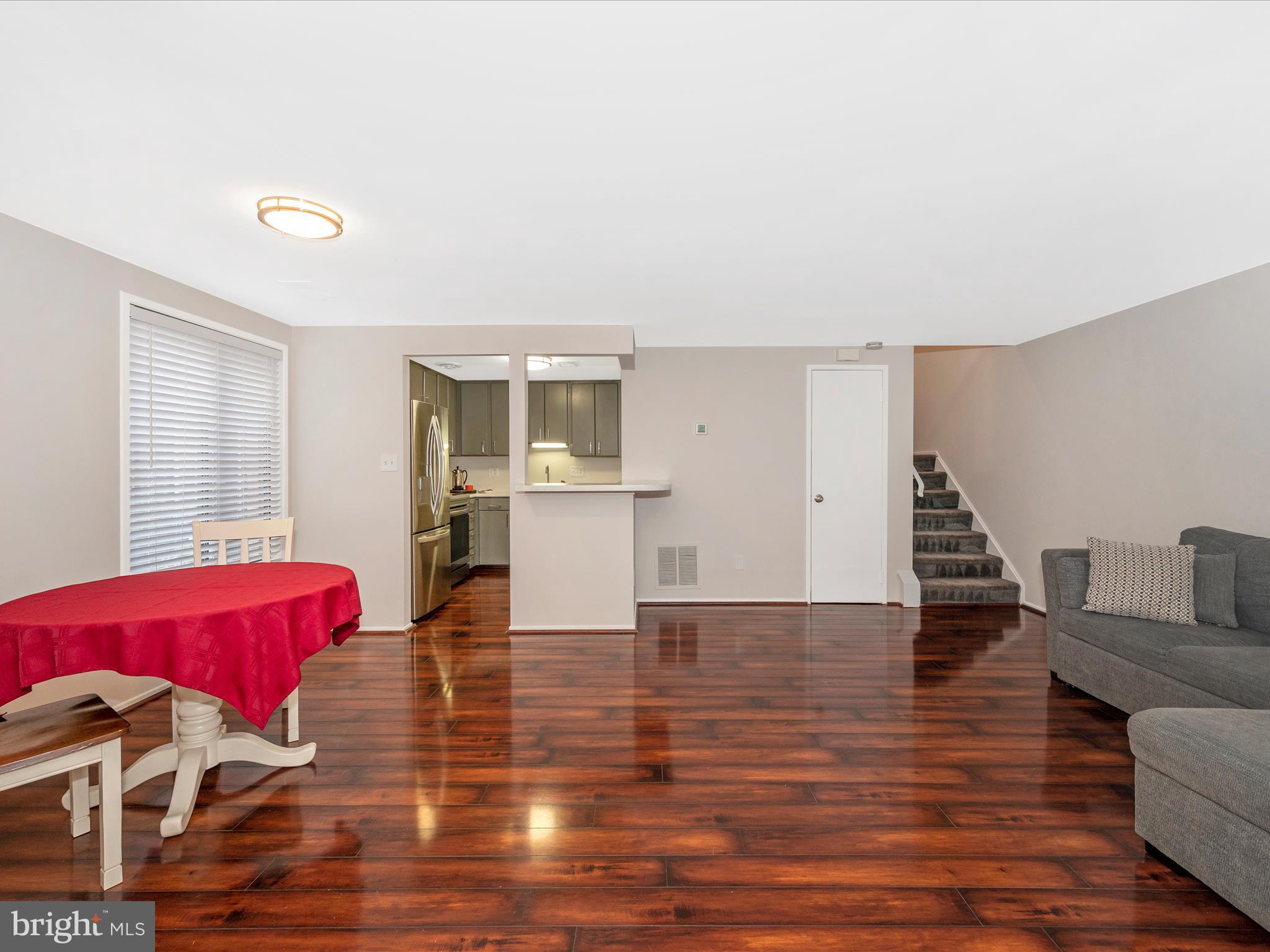 THOMAS CHOICE WEST - Residential