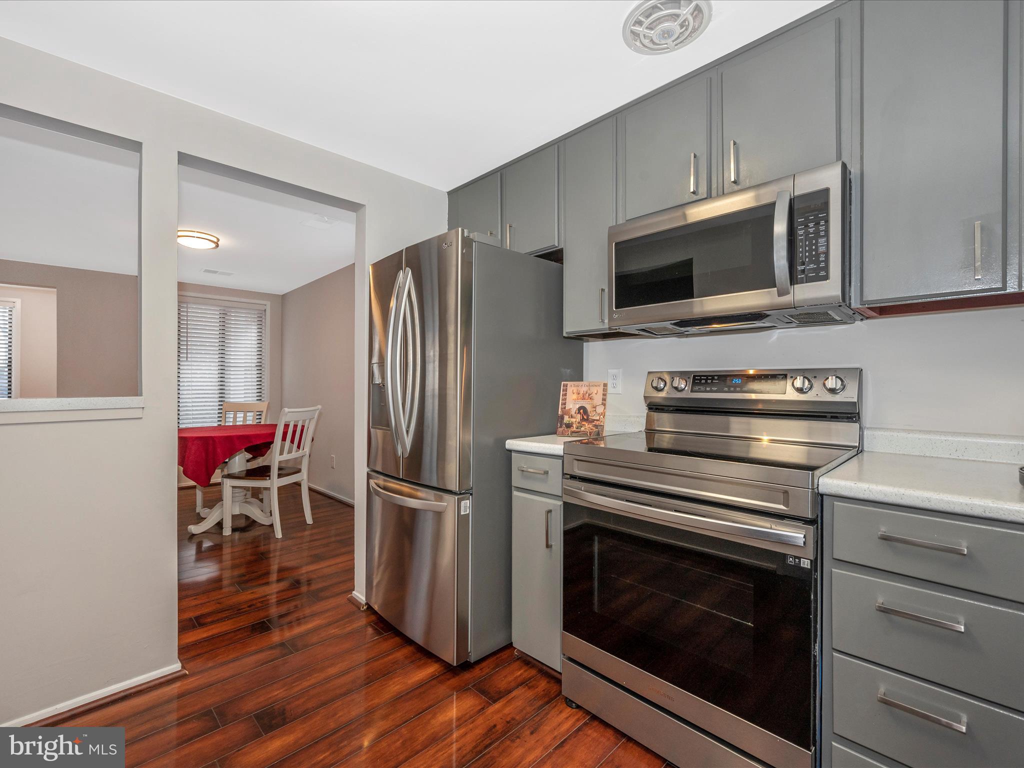 THOMAS CHOICE WEST - Residential