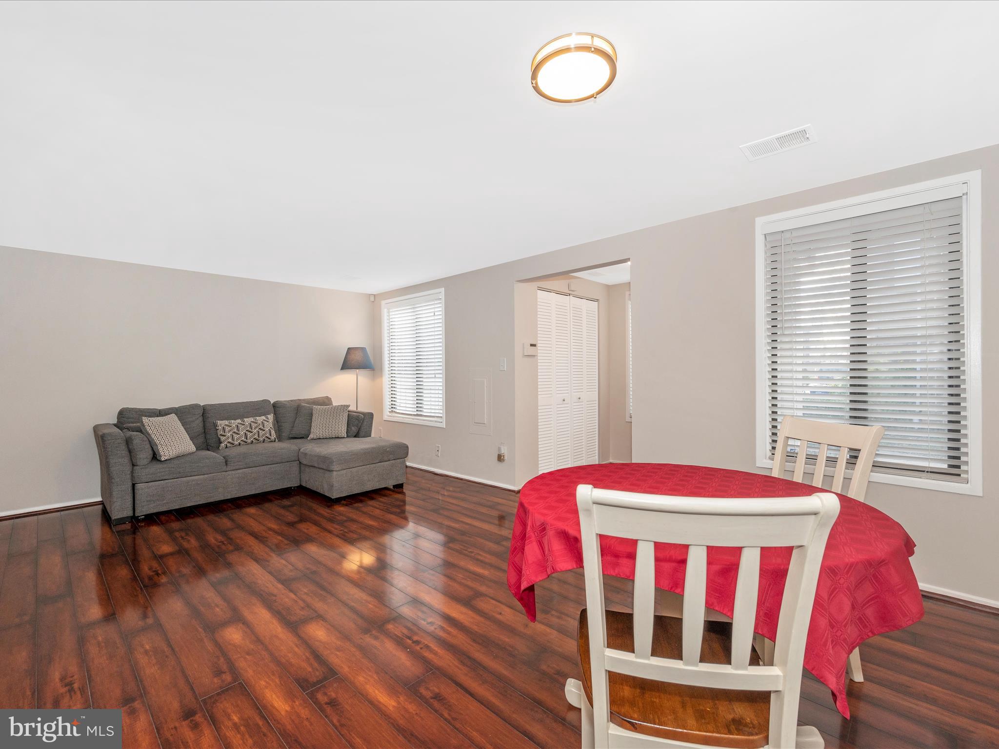 THOMAS CHOICE WEST - Residential