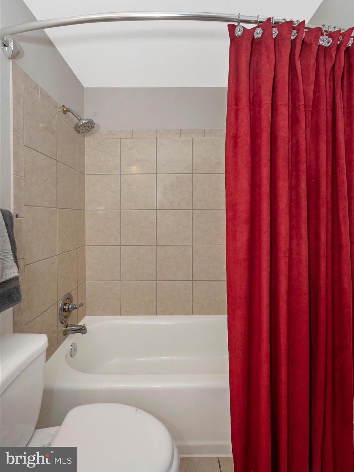 THOMAS CHOICE WEST - Residential