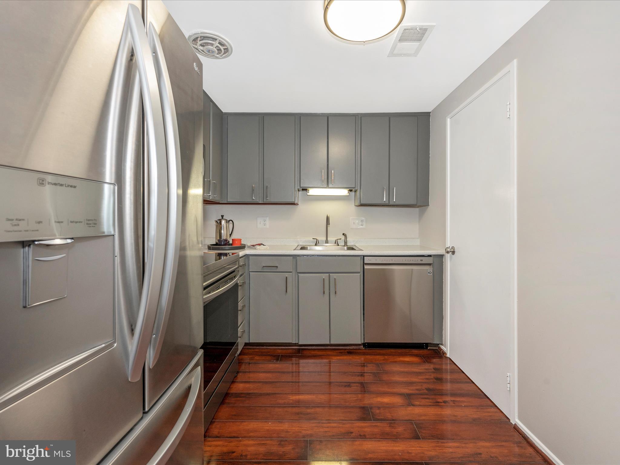 THOMAS CHOICE WEST - Residential