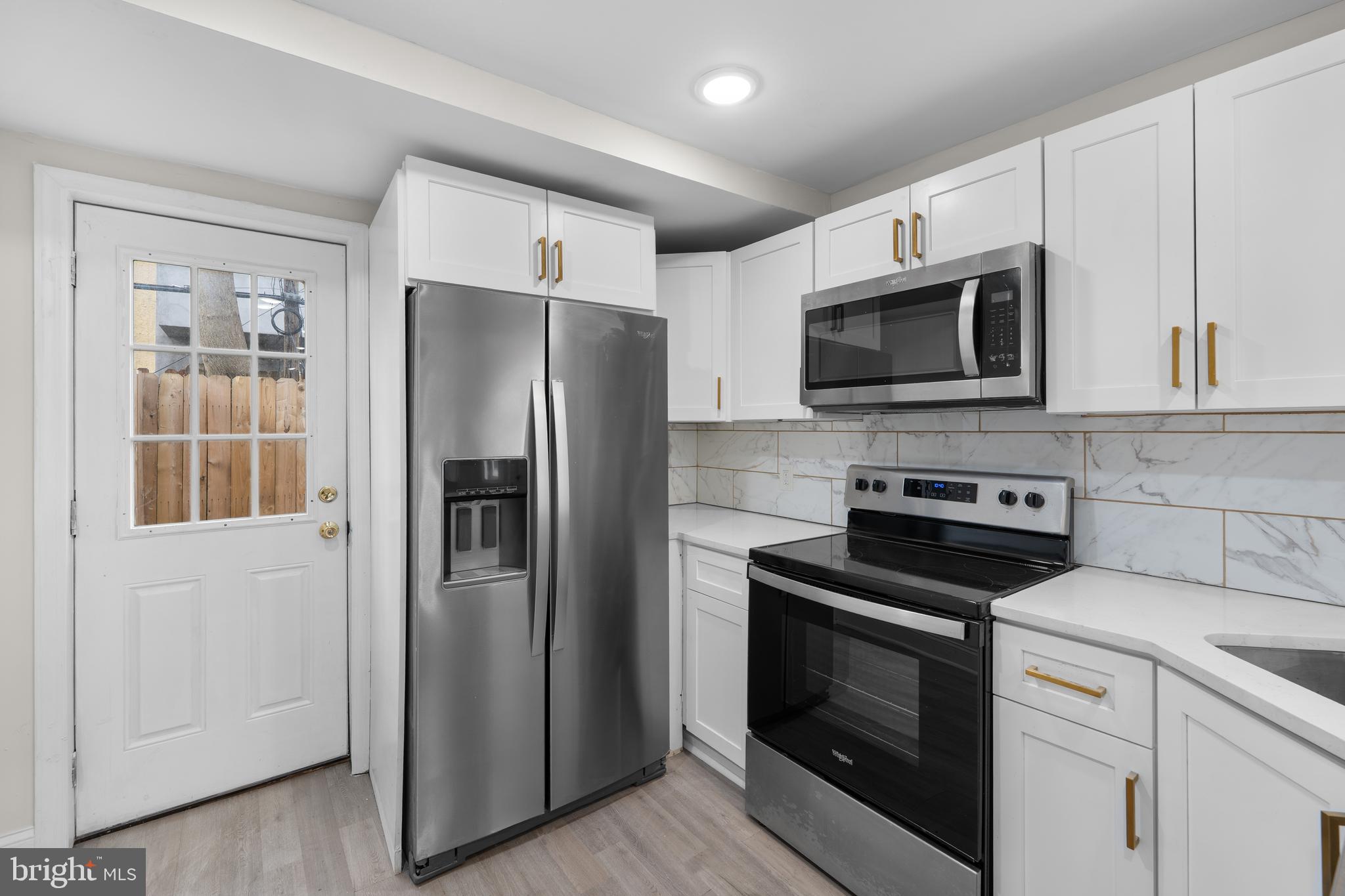 POINT BREEZE - Residential