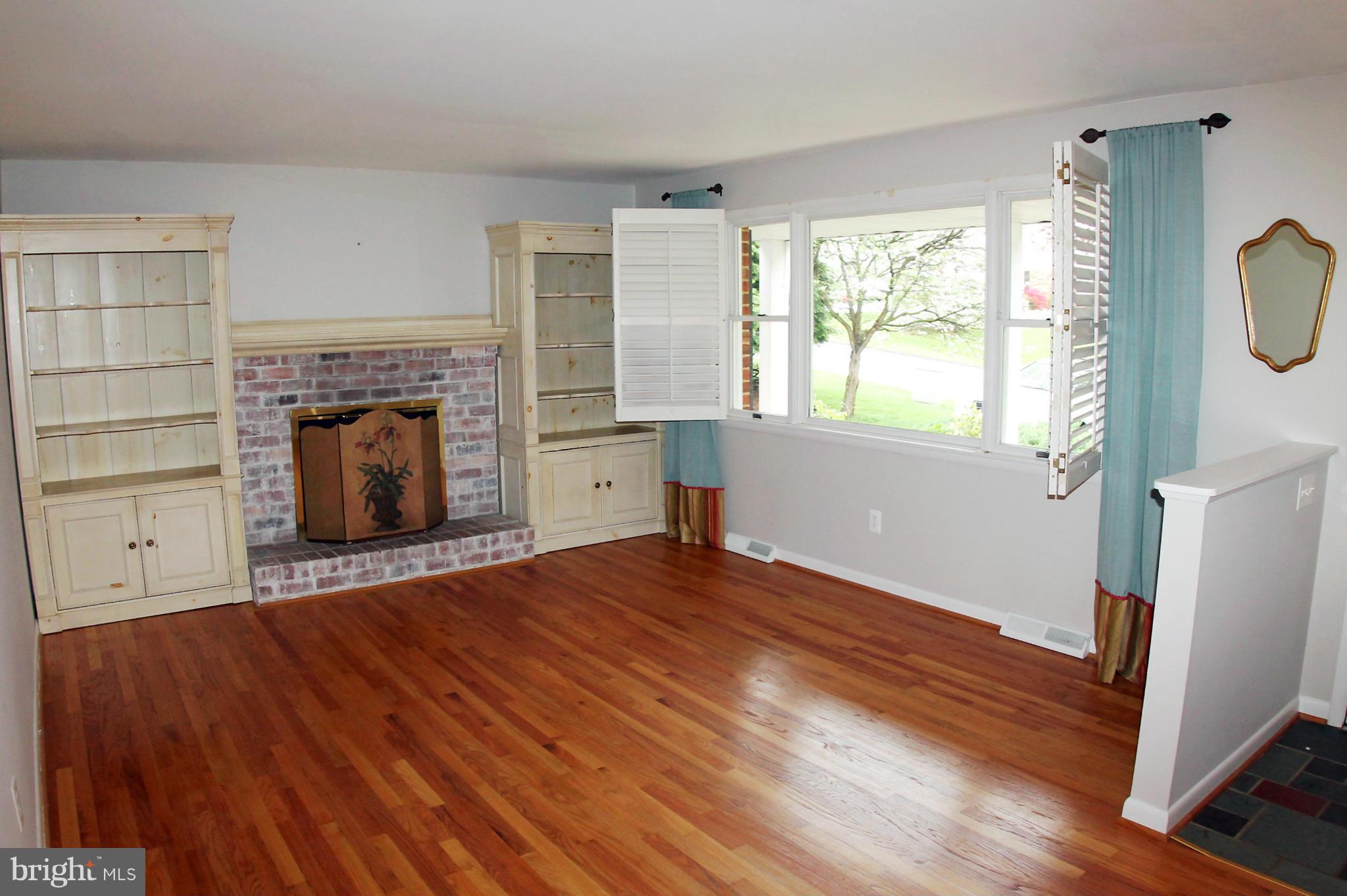 MOUNT HEBRON - Residential