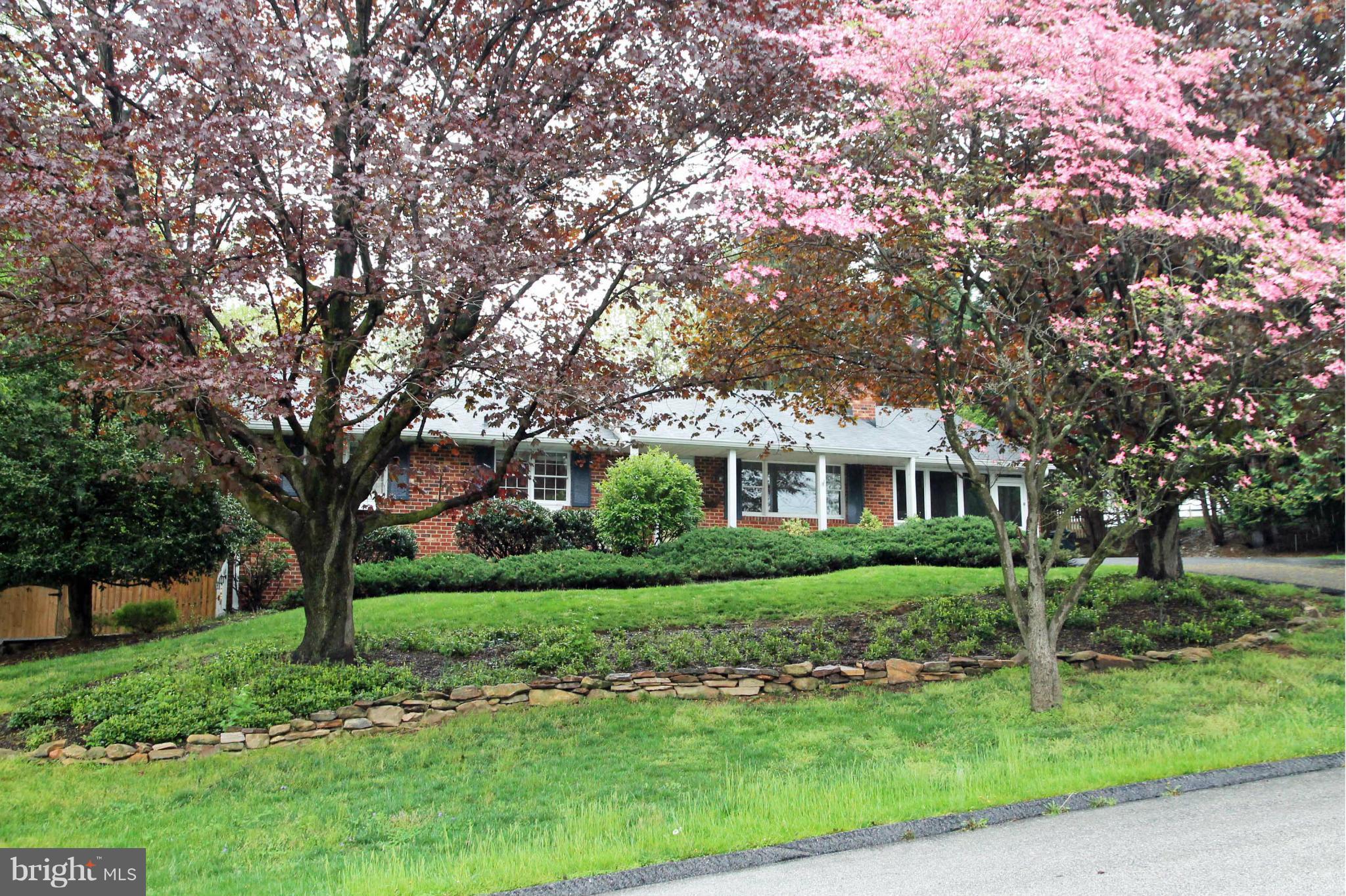 MOUNT HEBRON - Residential