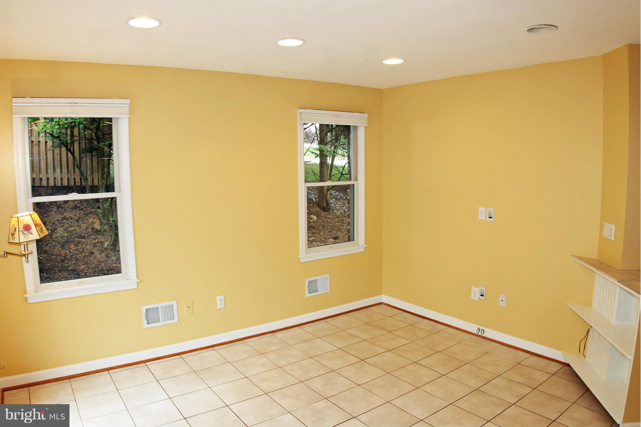 MOUNT HEBRON - Residential