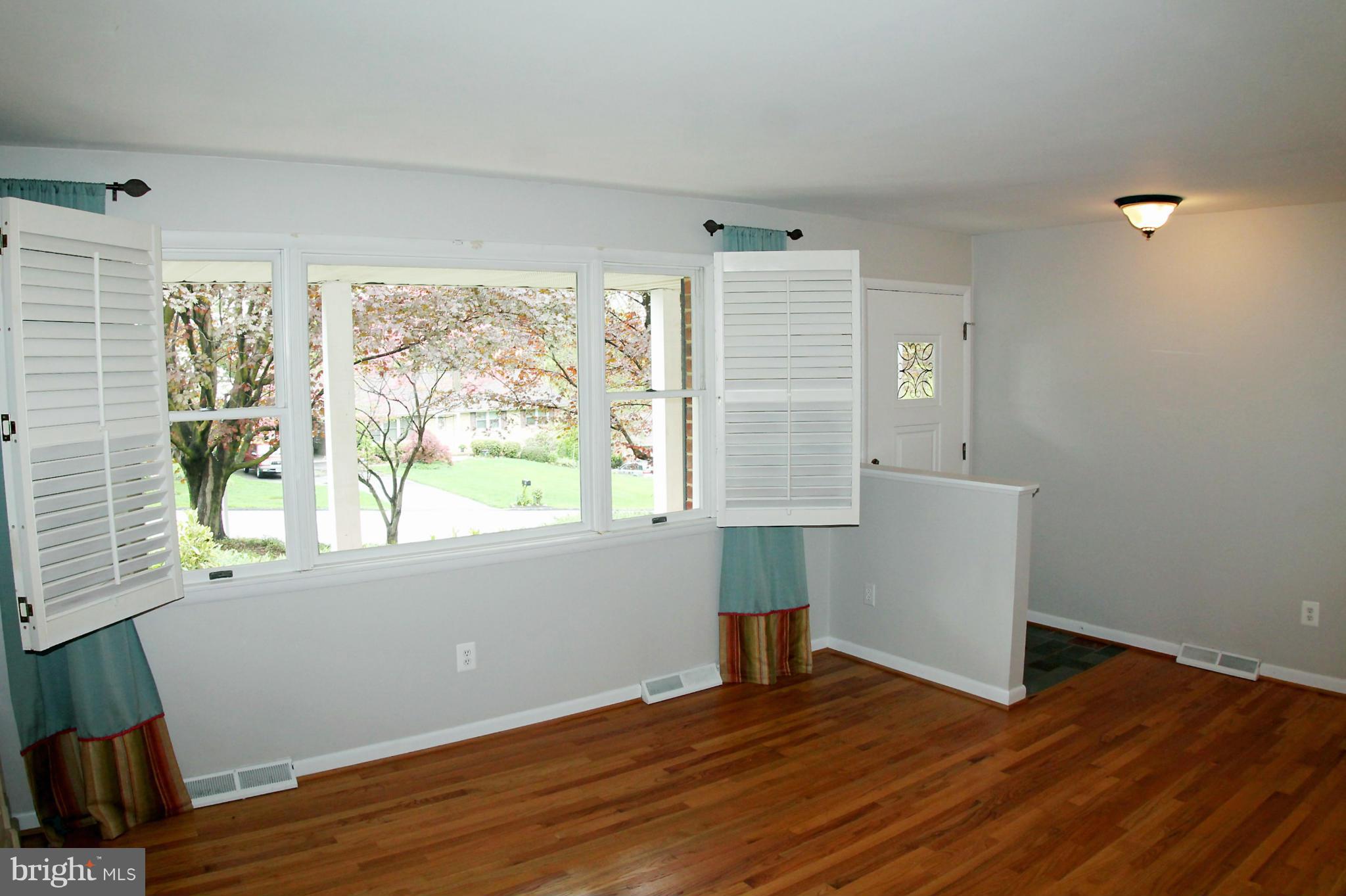 MOUNT HEBRON - Residential