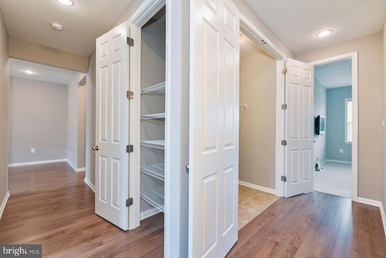 BELMONT ESTATES - Residential Lease