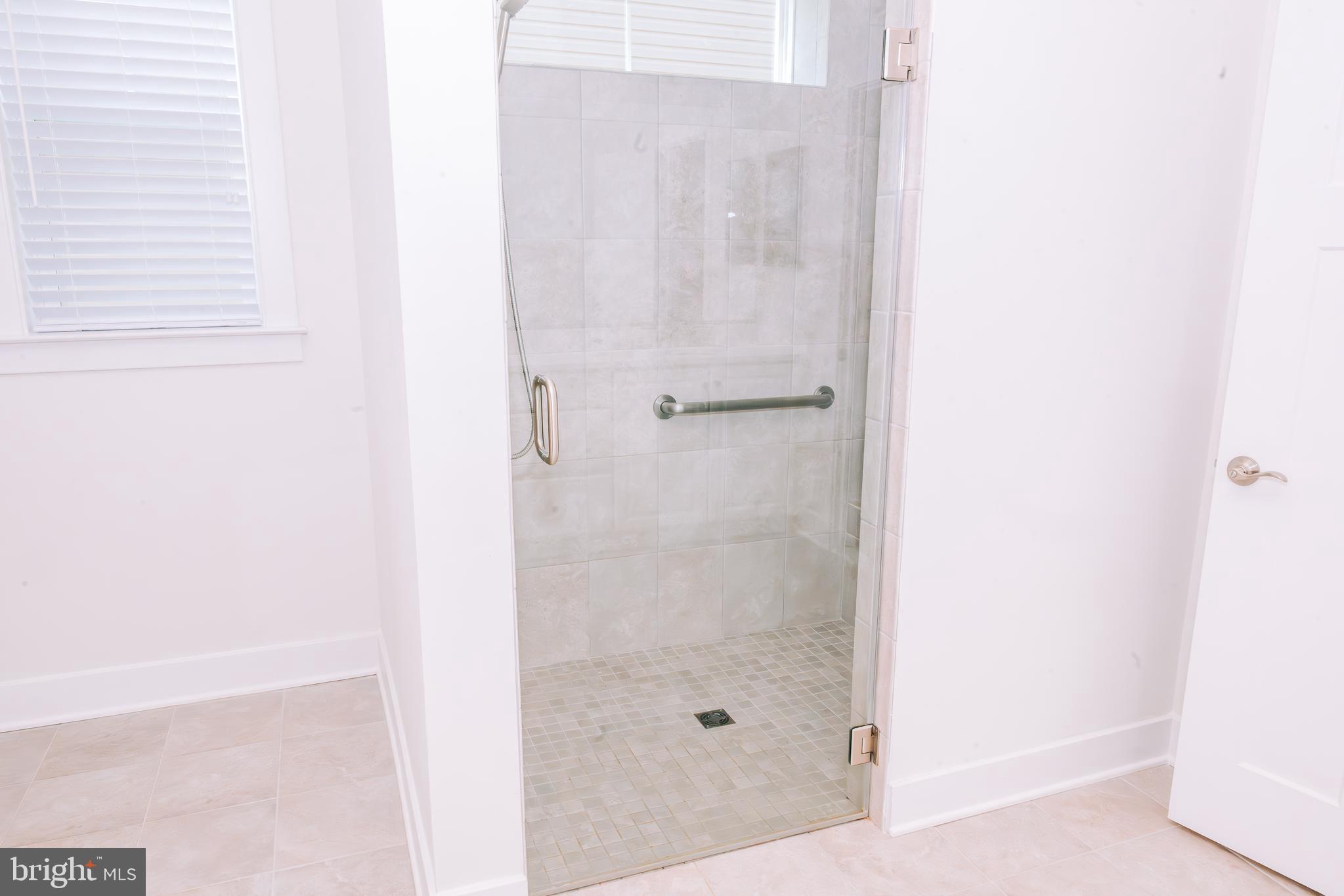 AUMAR HEIGHTS - Residential