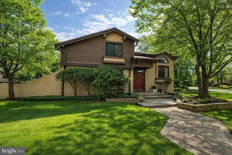 70 Sayre Drive, Princeton, NJ 08540 - MLS#: NJMX2011724
