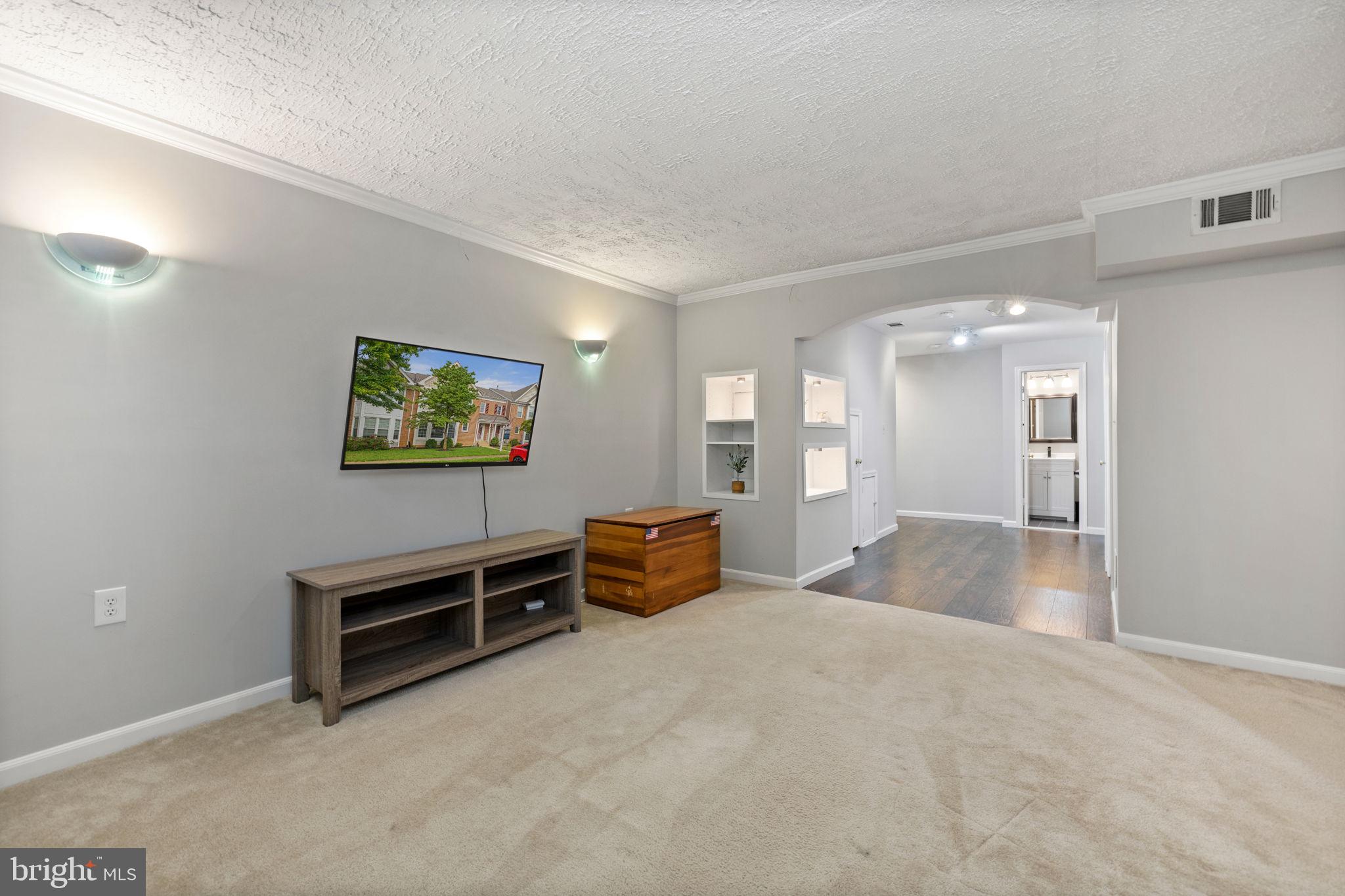 WOODSTONE - Residential