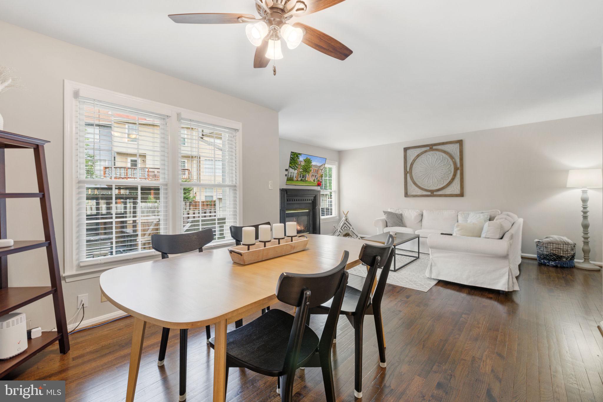 WOODSTONE - Residential