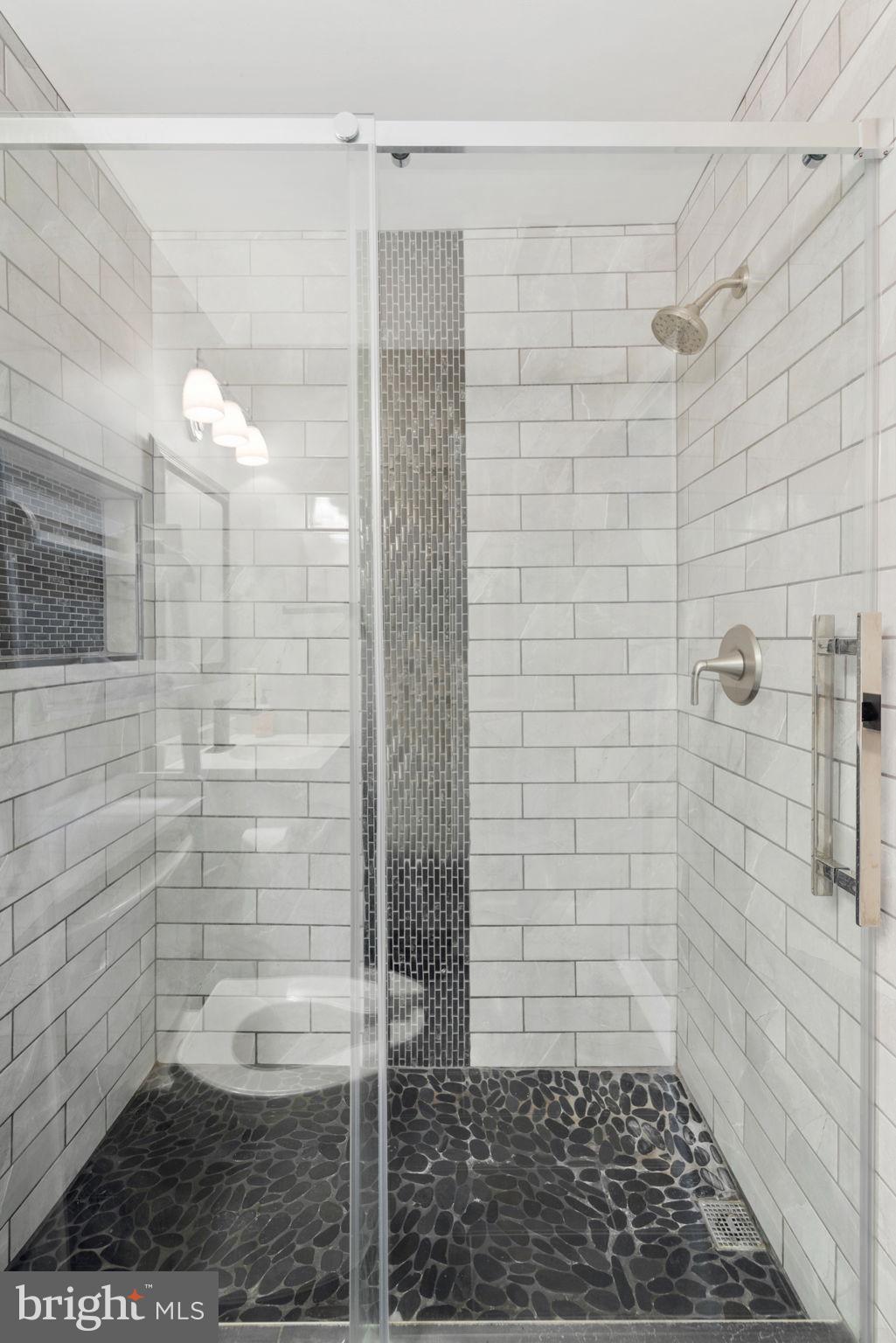 WOODSTONE - Residential