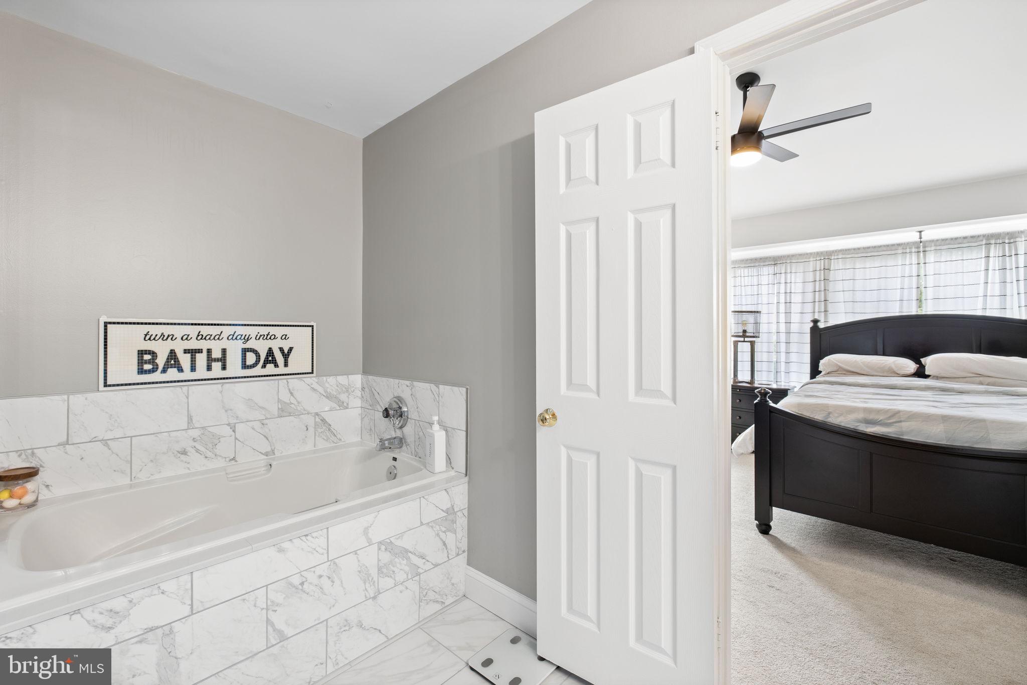 WOODSTONE - Residential