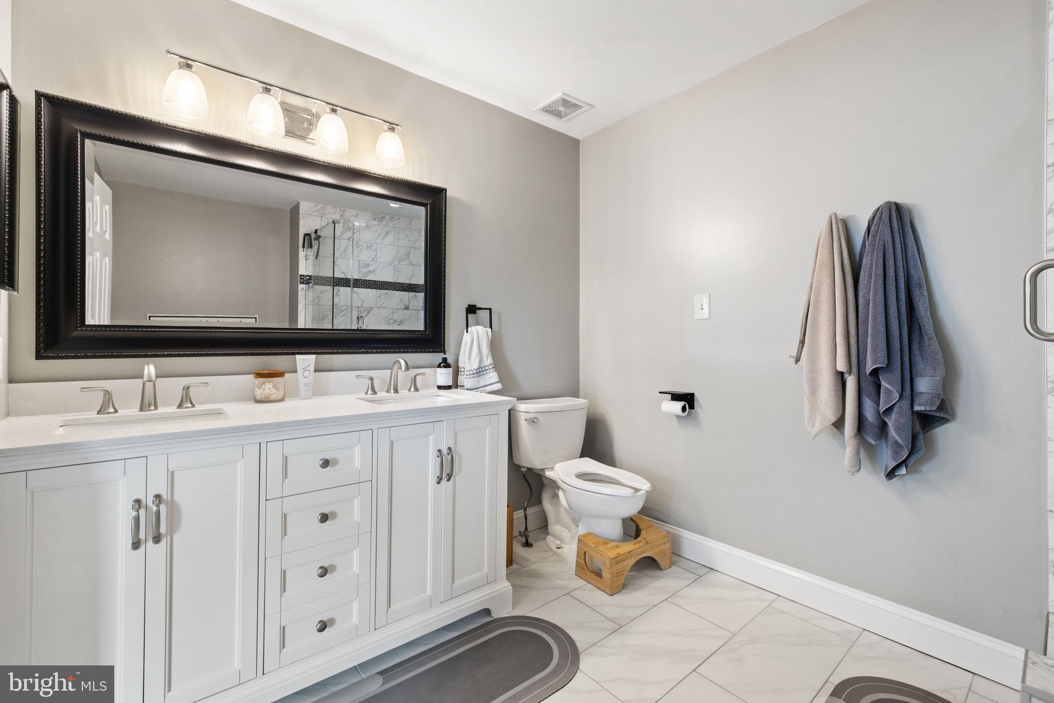 WOODSTONE - Residential