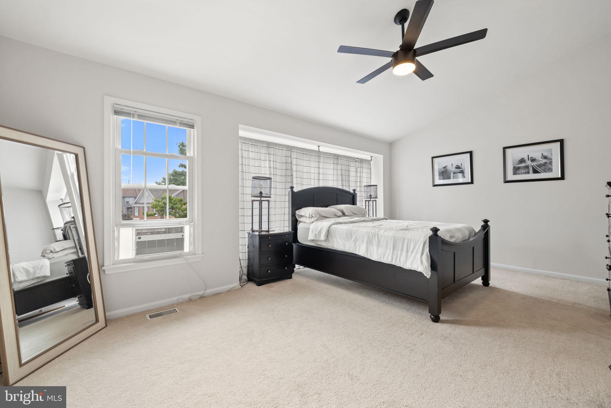 WOODSTONE - Residential