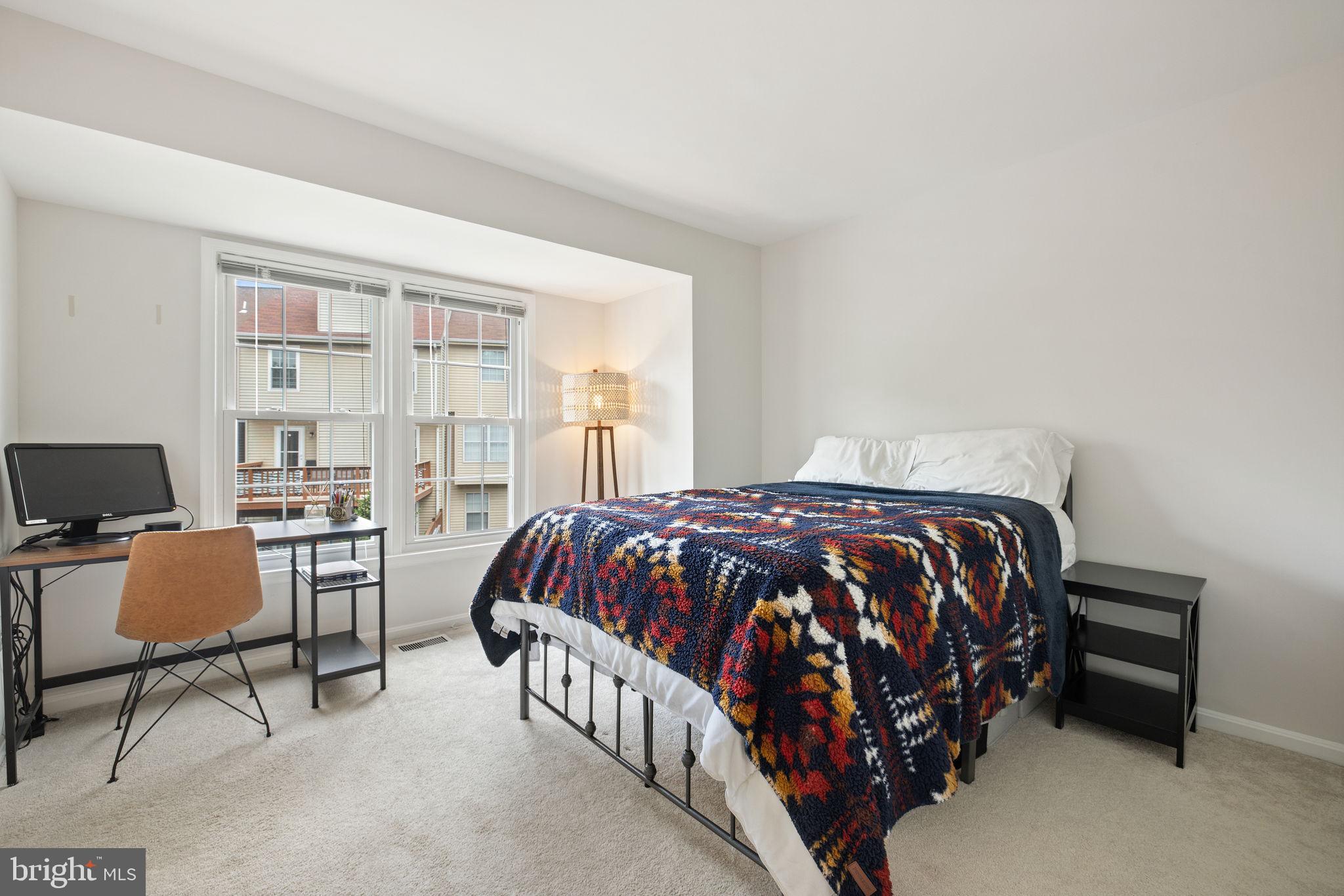 WOODSTONE - Residential