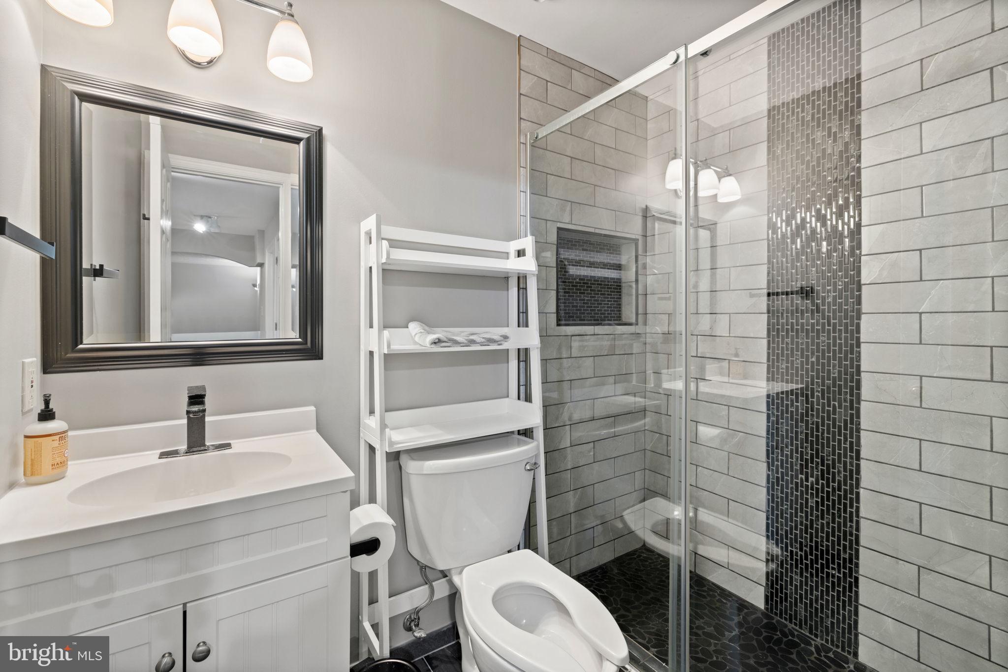 WOODSTONE - Residential