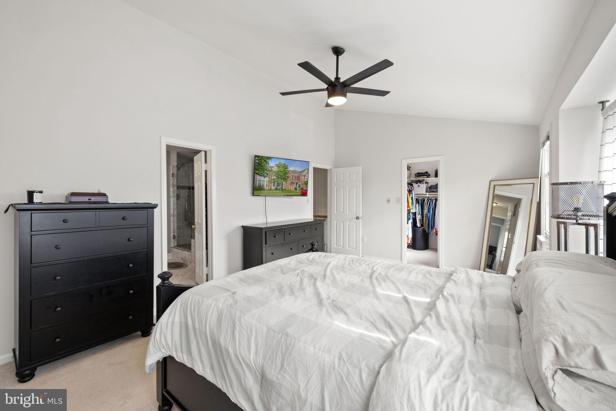 WOODSTONE - Residential