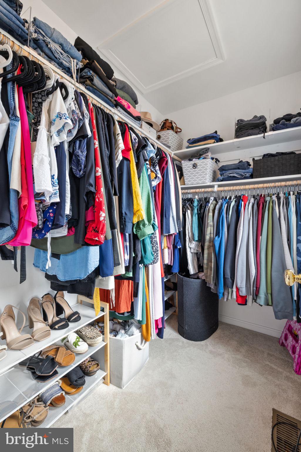 WOODSTONE - Residential