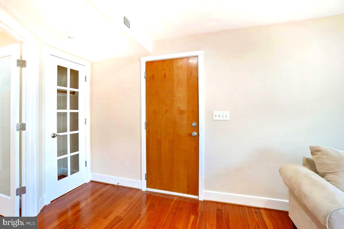 610 JEFFERSON STREET NW 101