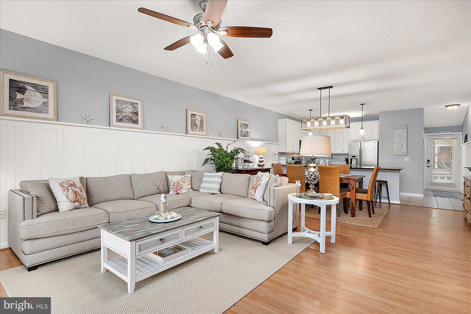 BAYVILLE SHORES - Residential