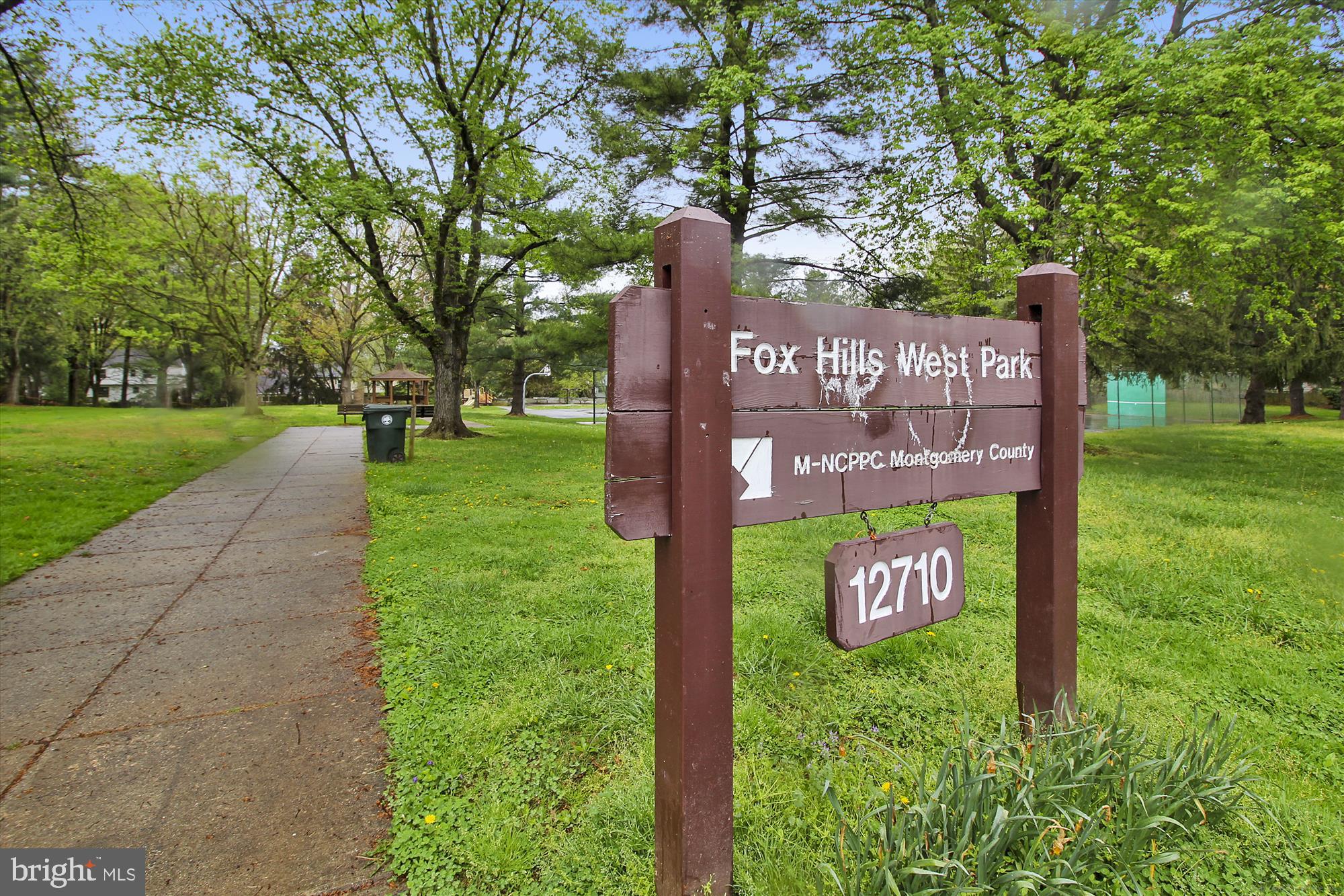 POTOMAC COMMONS - Residential