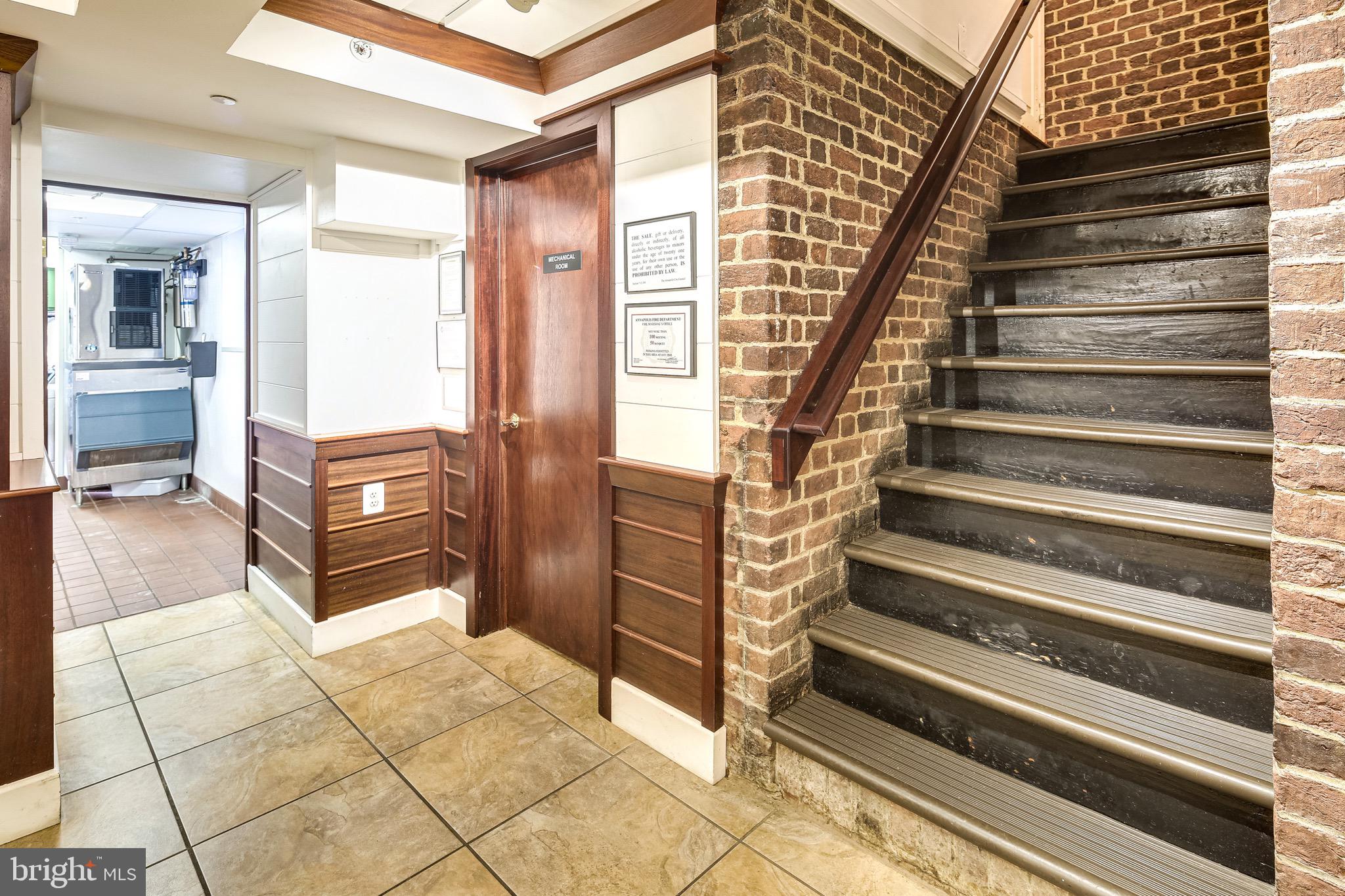 HISTORIC DISTRICT - Residential