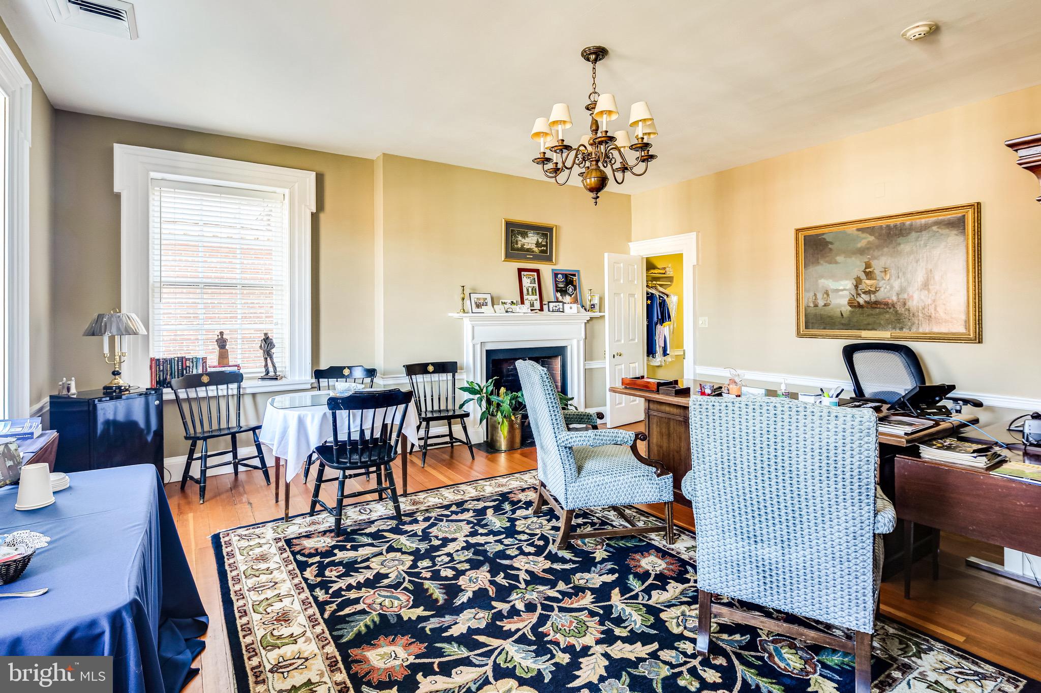 HISTORIC DISTRICT - Residential