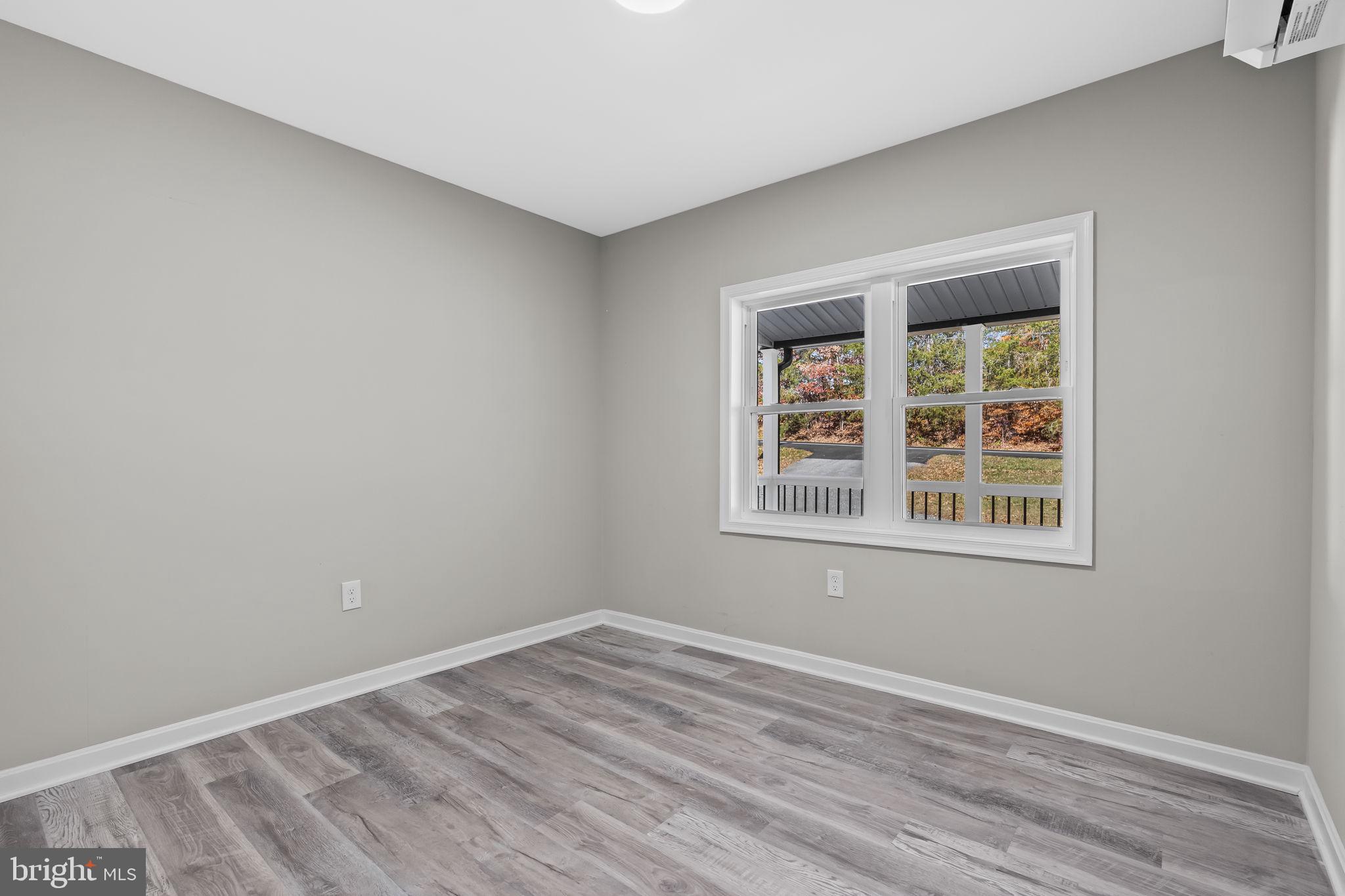 HOLLYWOOD - Residential Lease