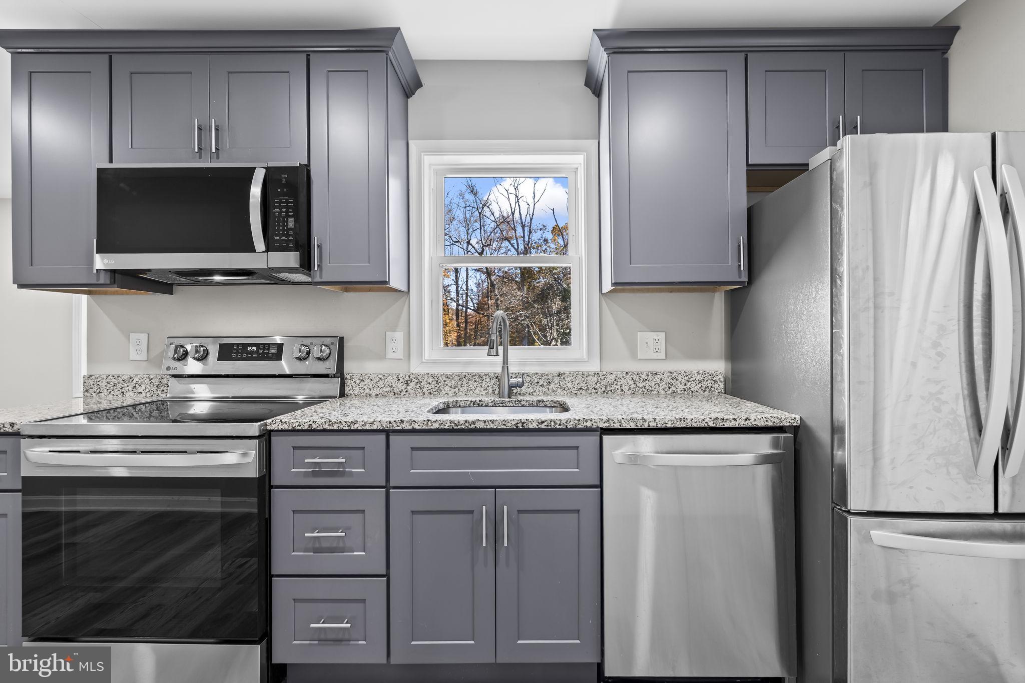 HOLLYWOOD - Residential Lease