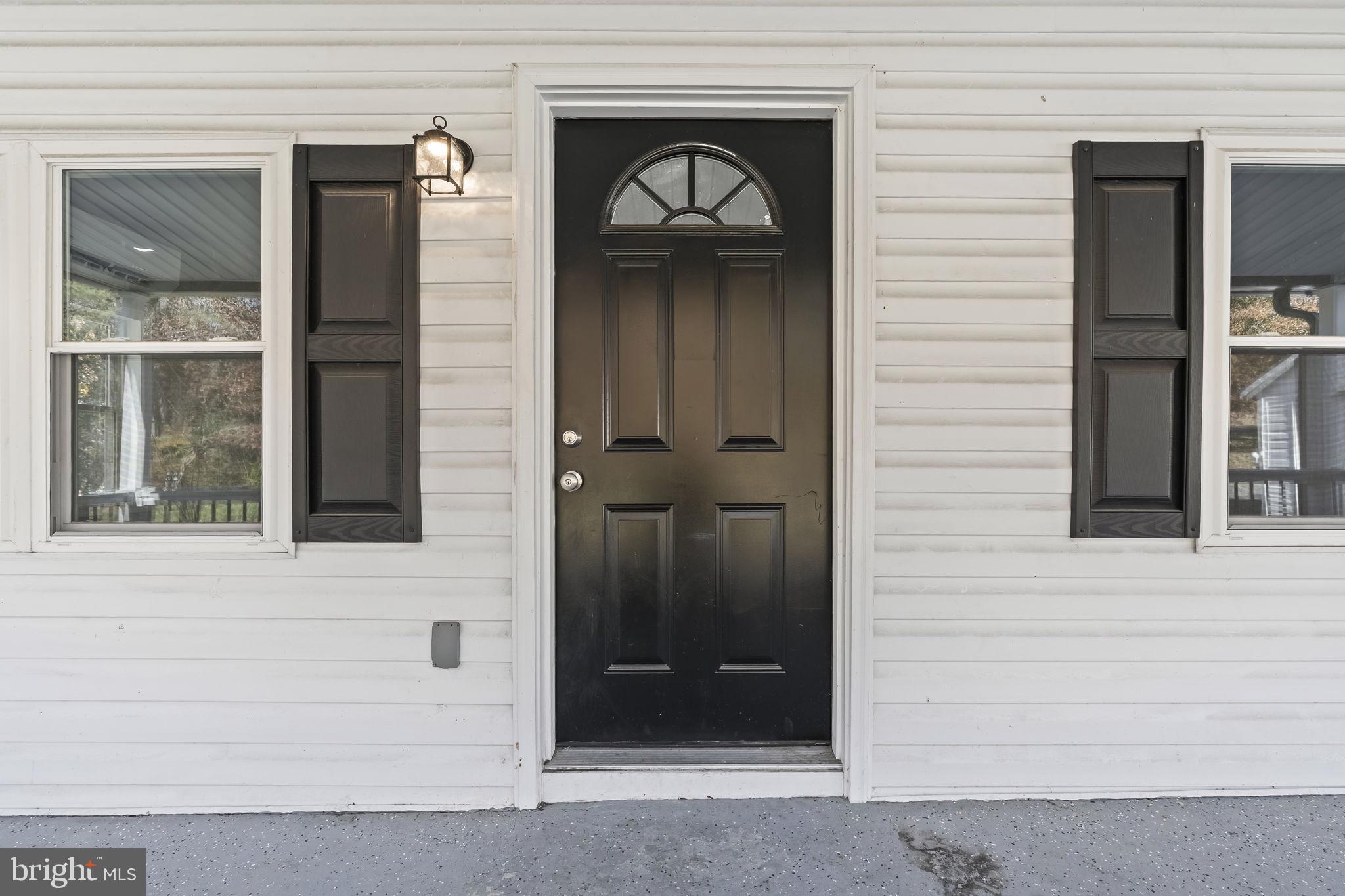 HOLLYWOOD - Residential Lease