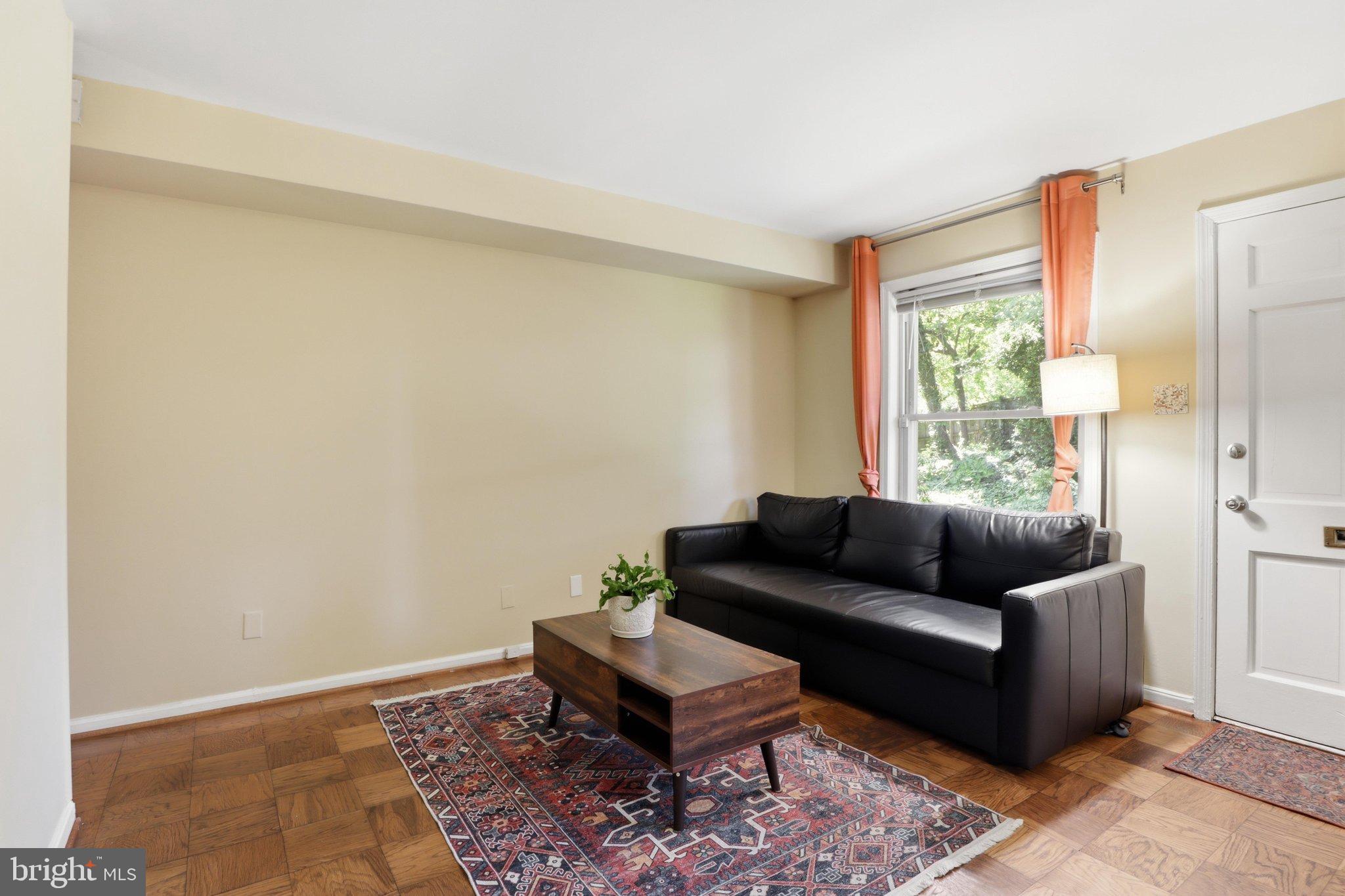 8910 16TH STREET 8910