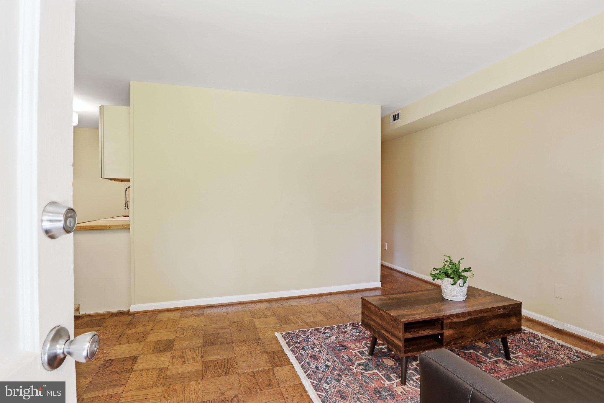 8910 16TH STREET 8910