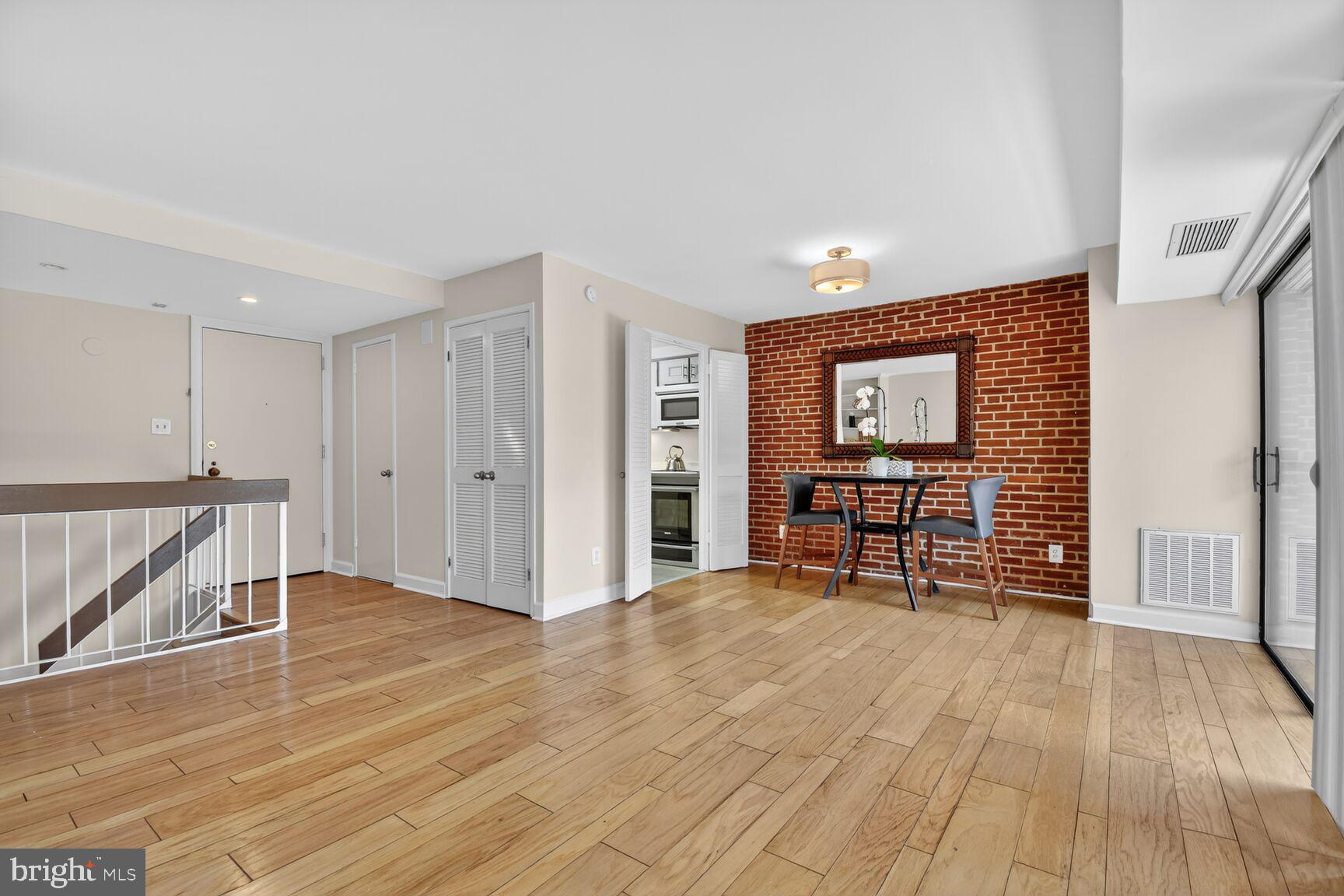 3225 GRACE STREET NW 101