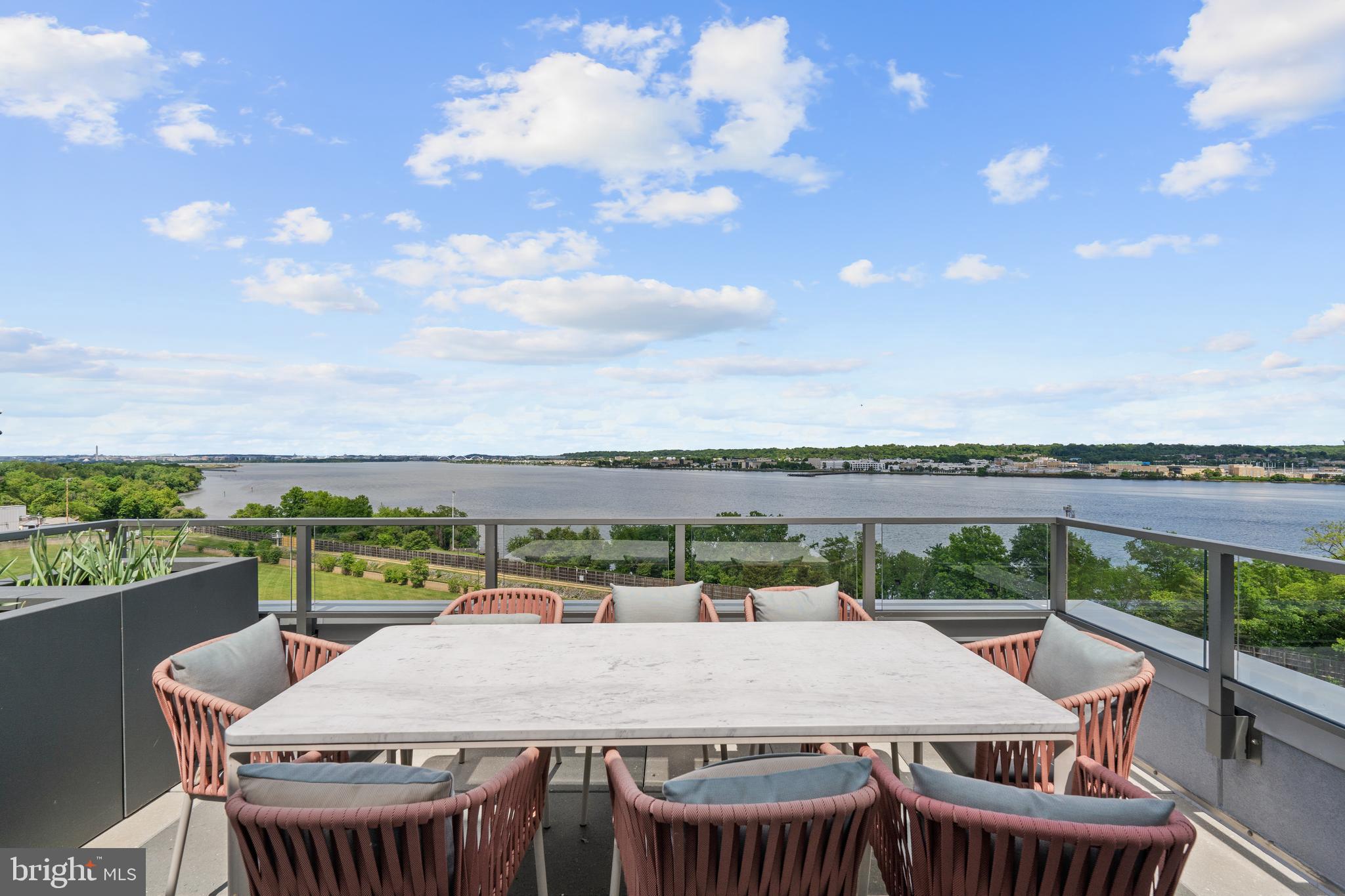 OLD TOWN - Residential