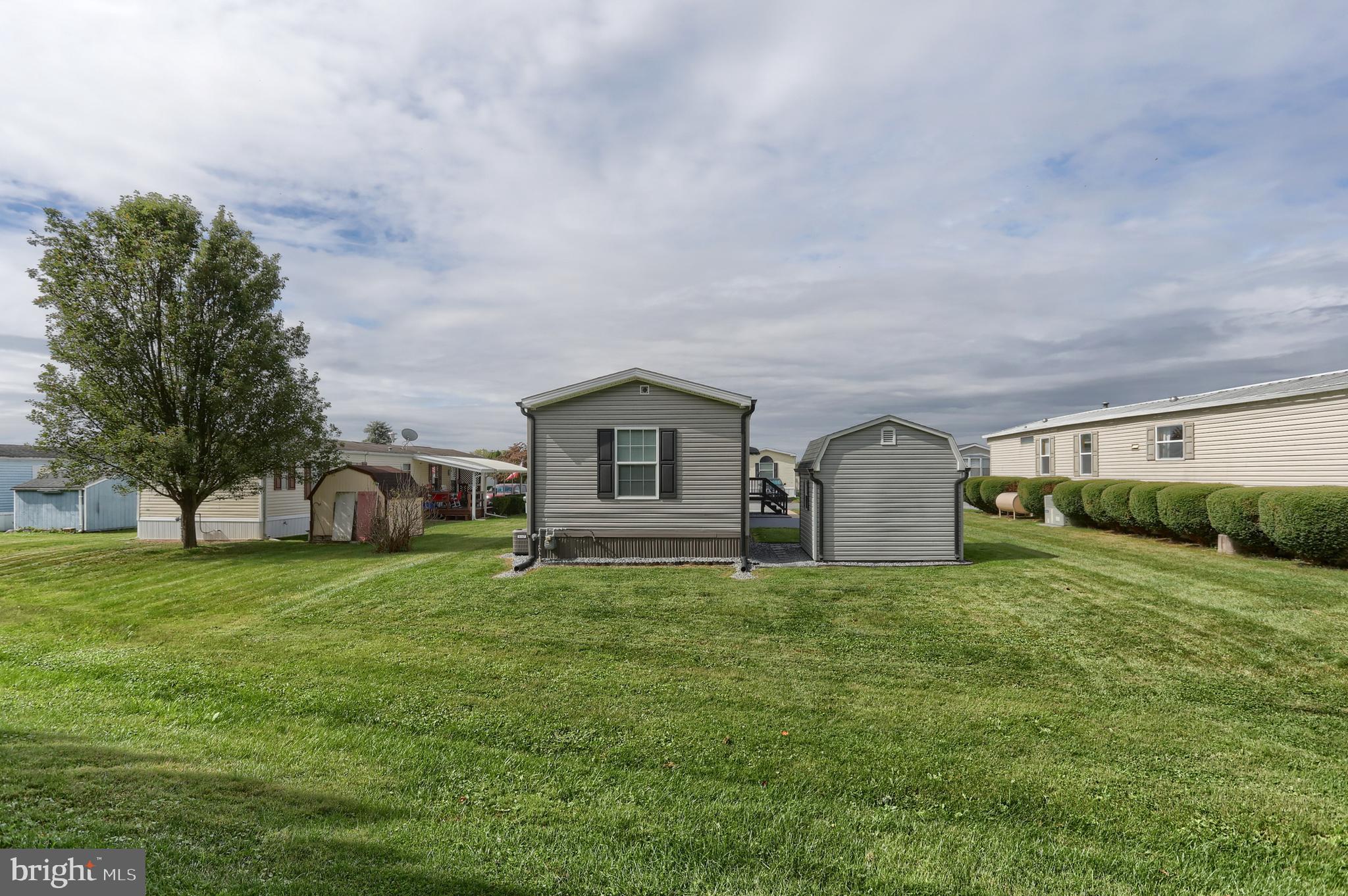 COUNTRY AC. GOLDEN - Residential