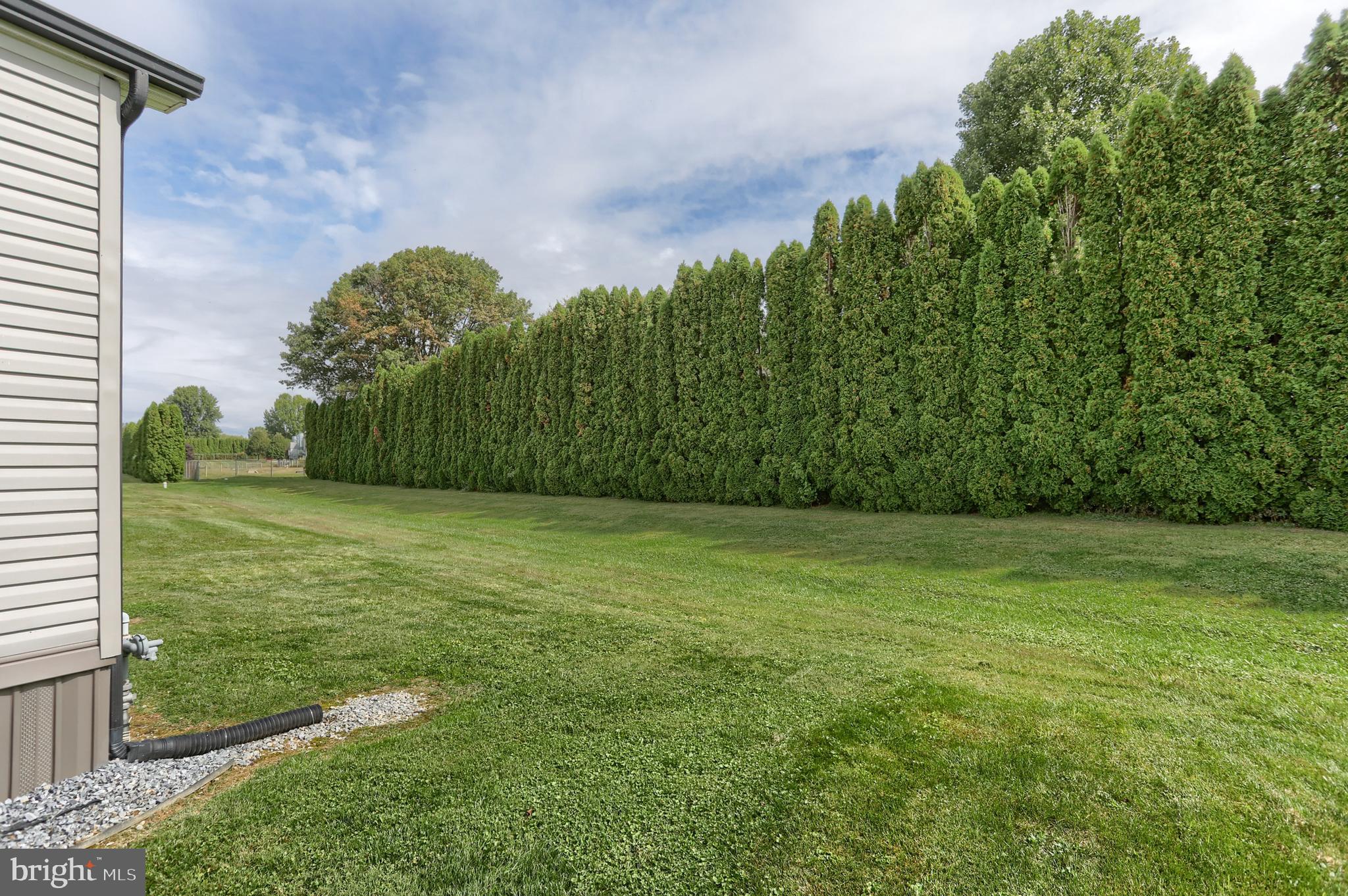 COUNTRY AC. GOLDEN - Residential