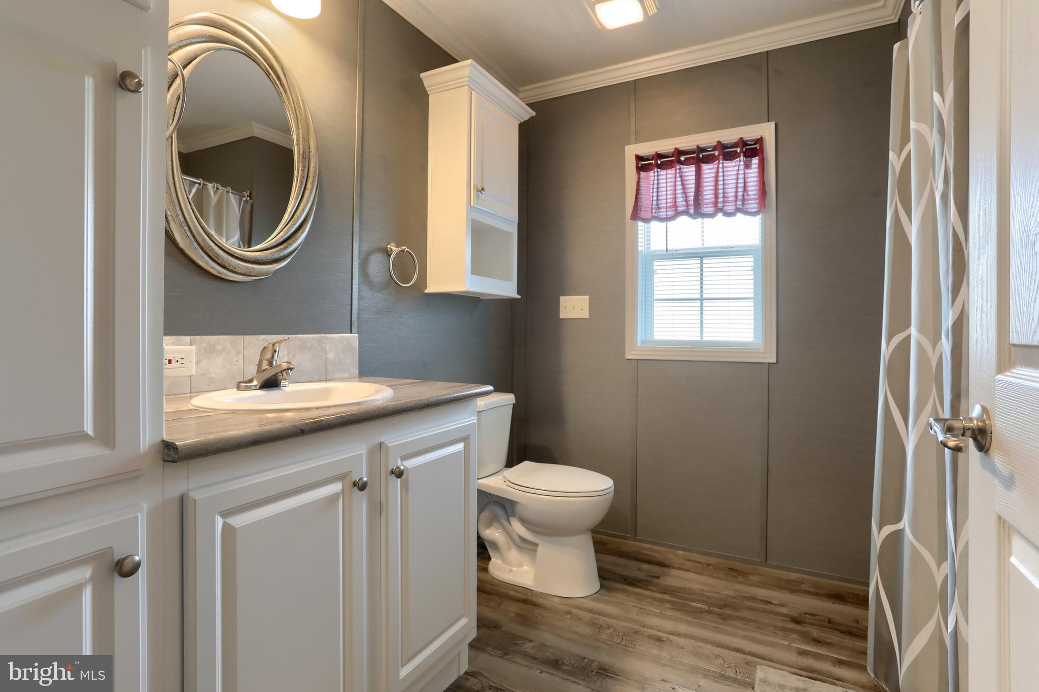 COUNTRY AC. GOLDEN - Residential