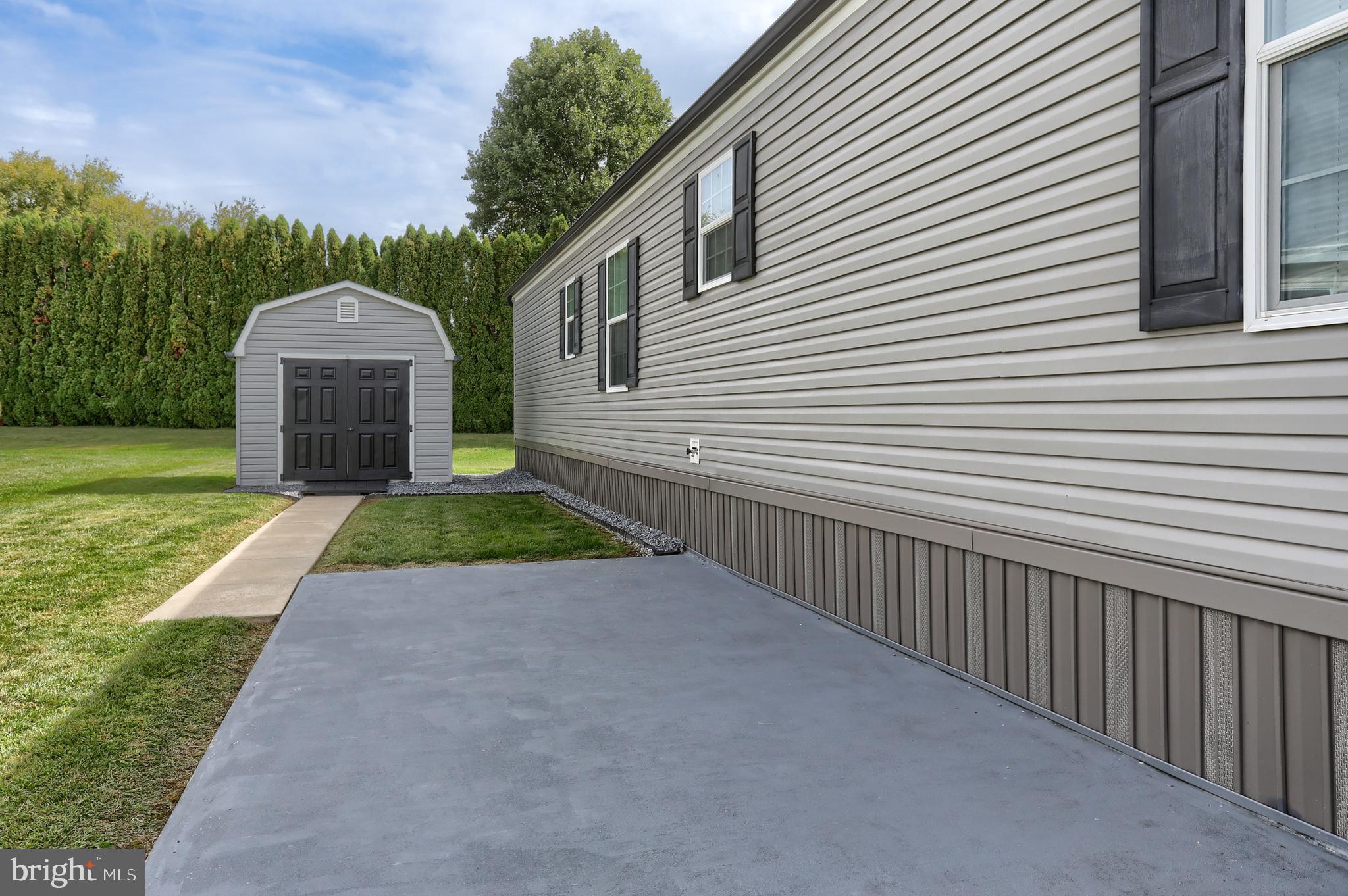 COUNTRY AC. GOLDEN - Residential