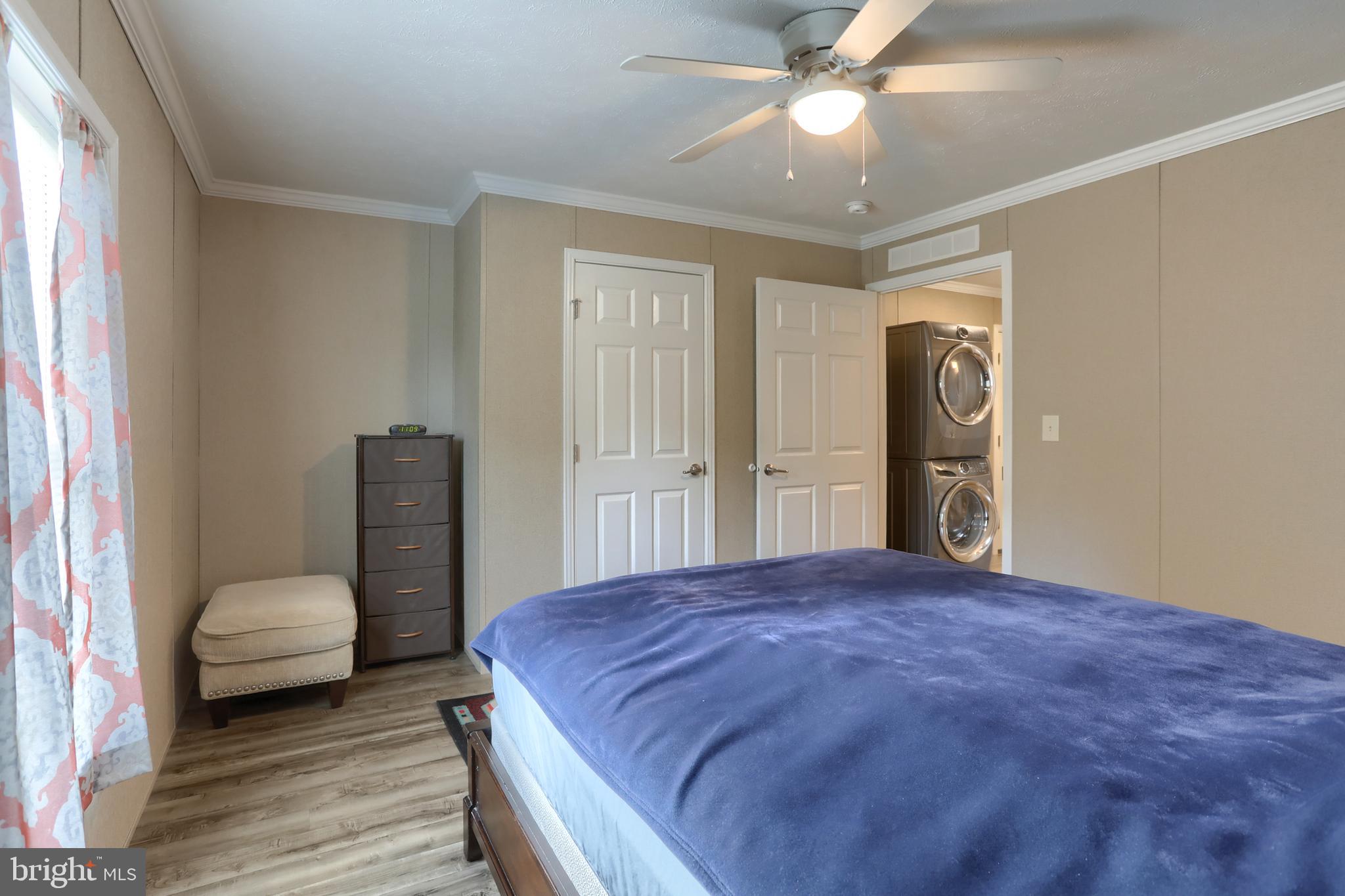 COUNTRY AC. GOLDEN - Residential