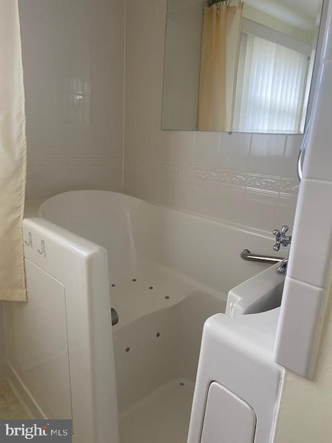 PERRY HALL ESTATES - Residential