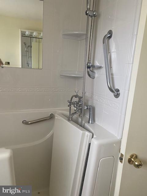 PERRY HALL ESTATES - Residential