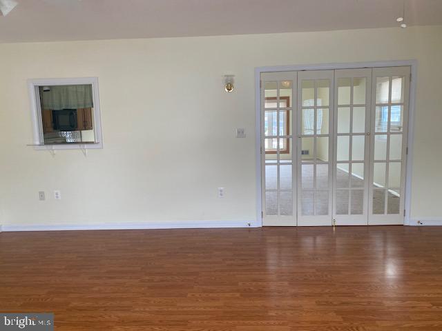 PERRY HALL ESTATES - Residential