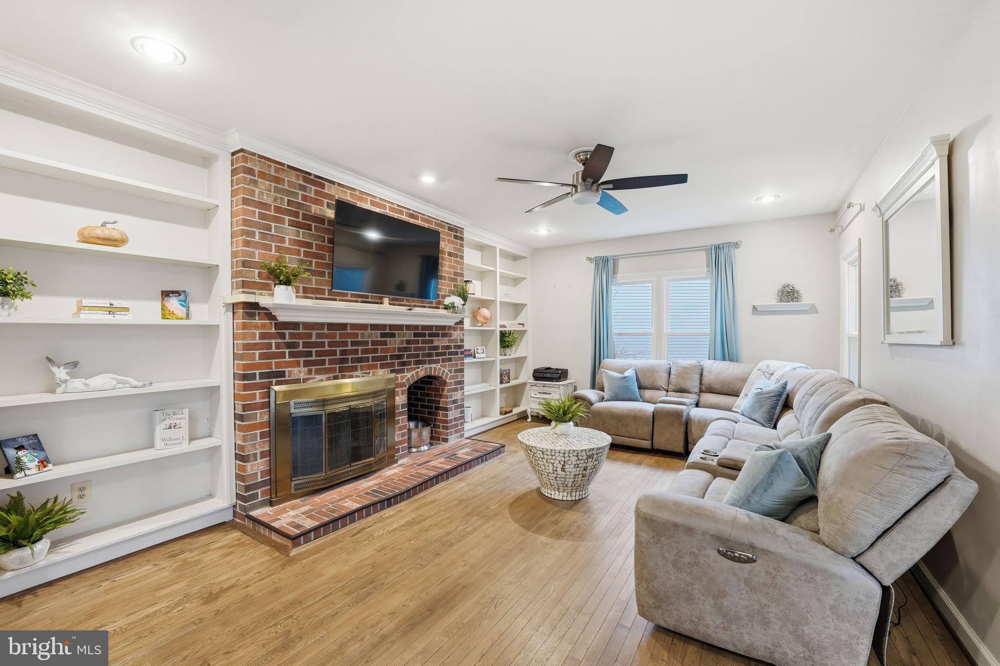 BRADDOCK RIDGE - Residential