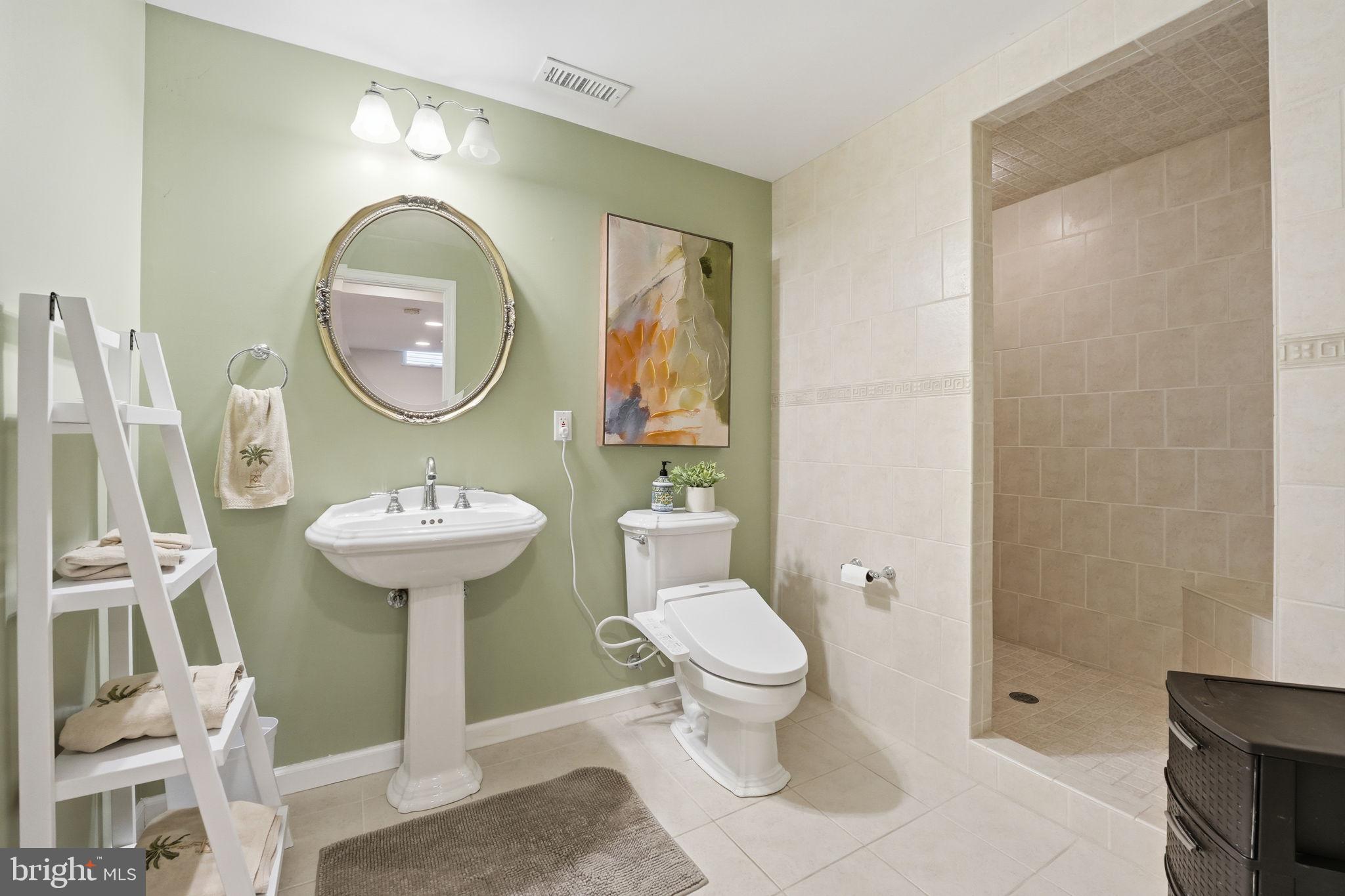 BRADDOCK RIDGE - Residential