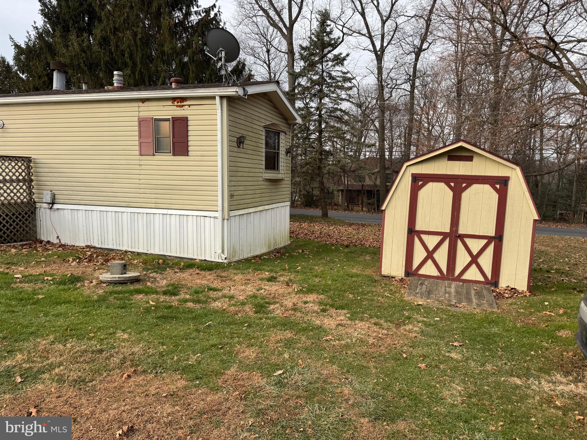 25 HOPKINS MILL ROAD 23