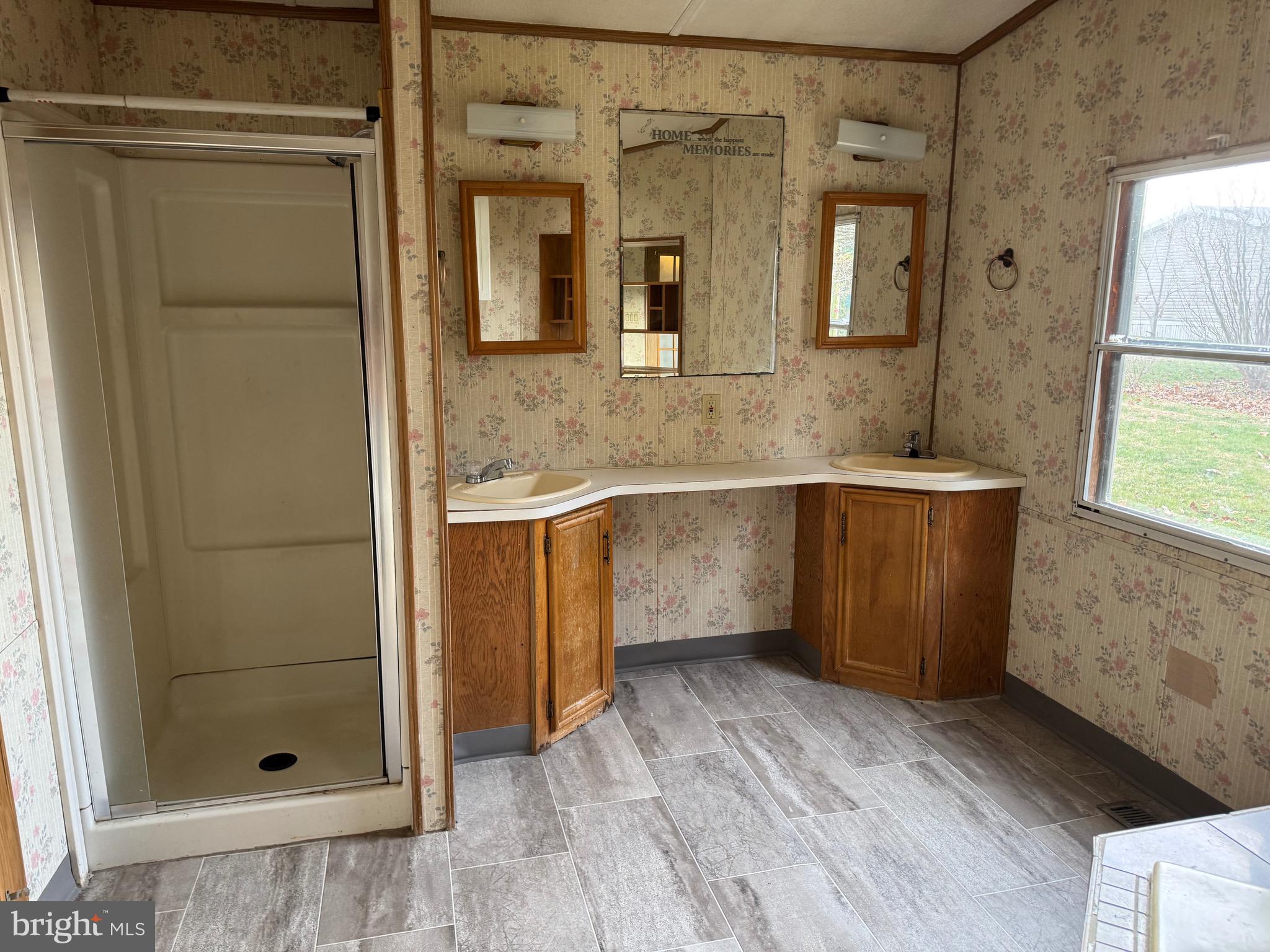 25 HOPKINS MILL ROAD 23